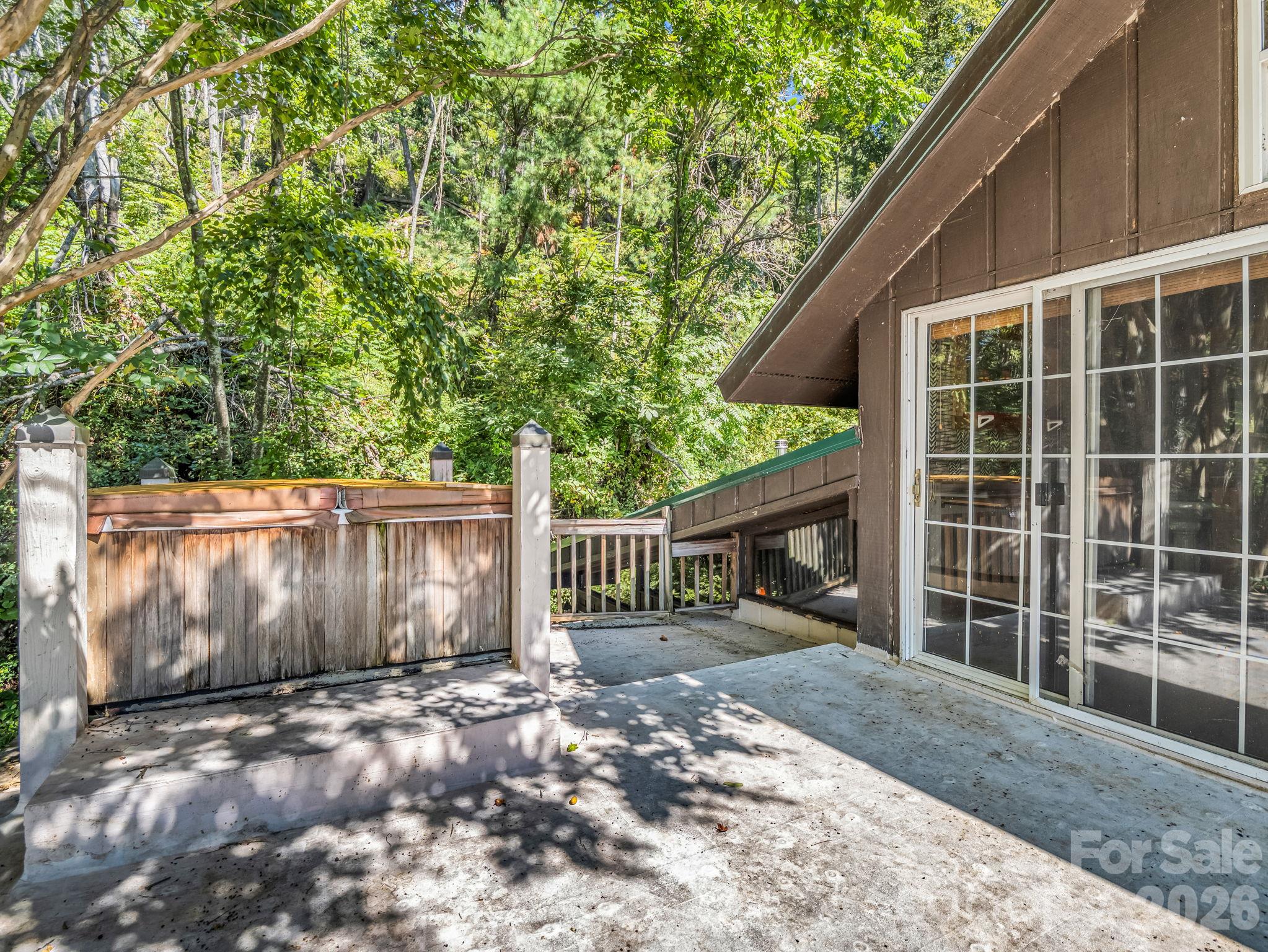 Single Family Residence at 500 E Poplar Drive, Hendersonville, photo 34 of 42