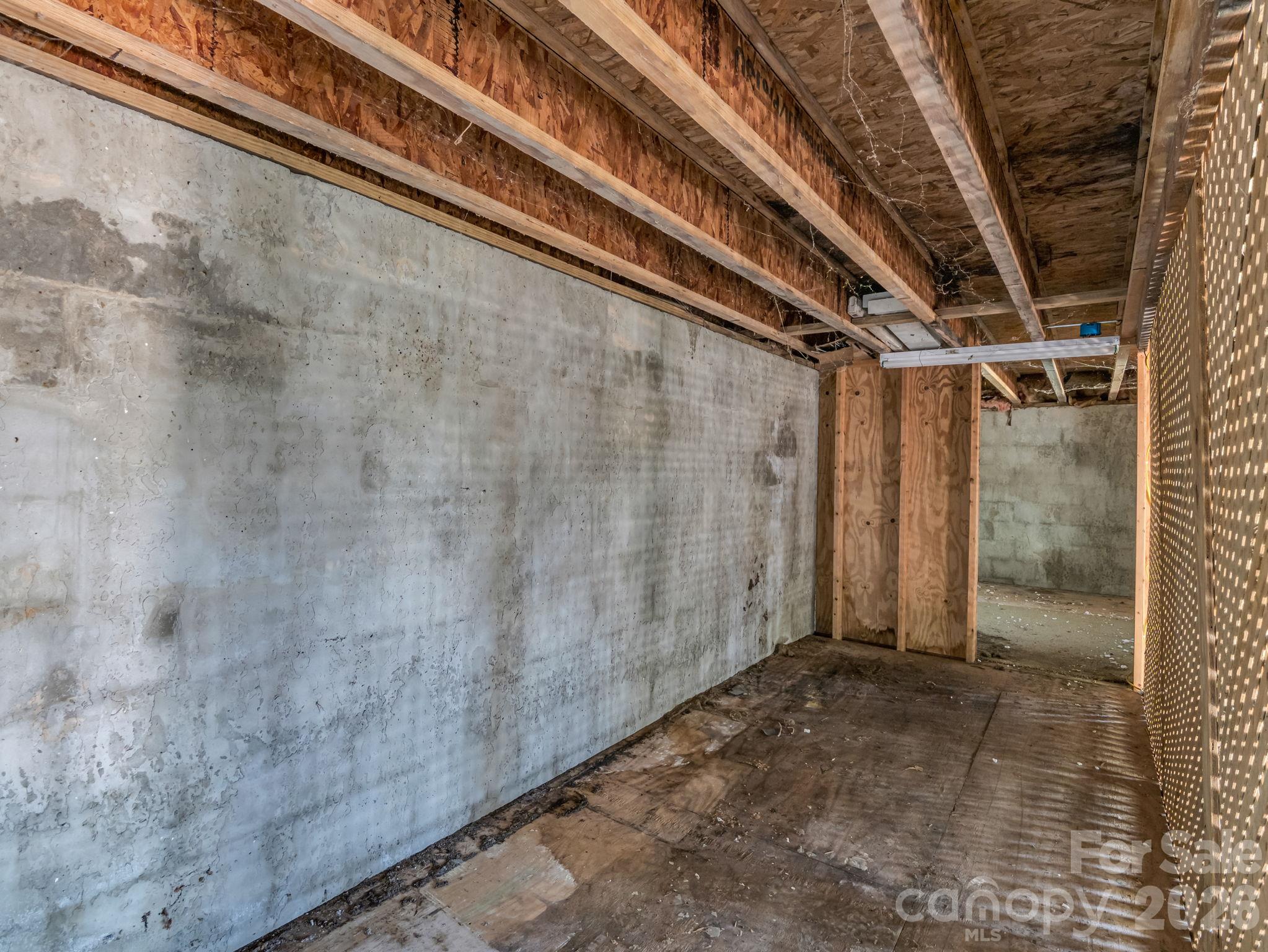 Single Family Residence at 500 E Poplar Drive, Hendersonville, photo 39 of 42