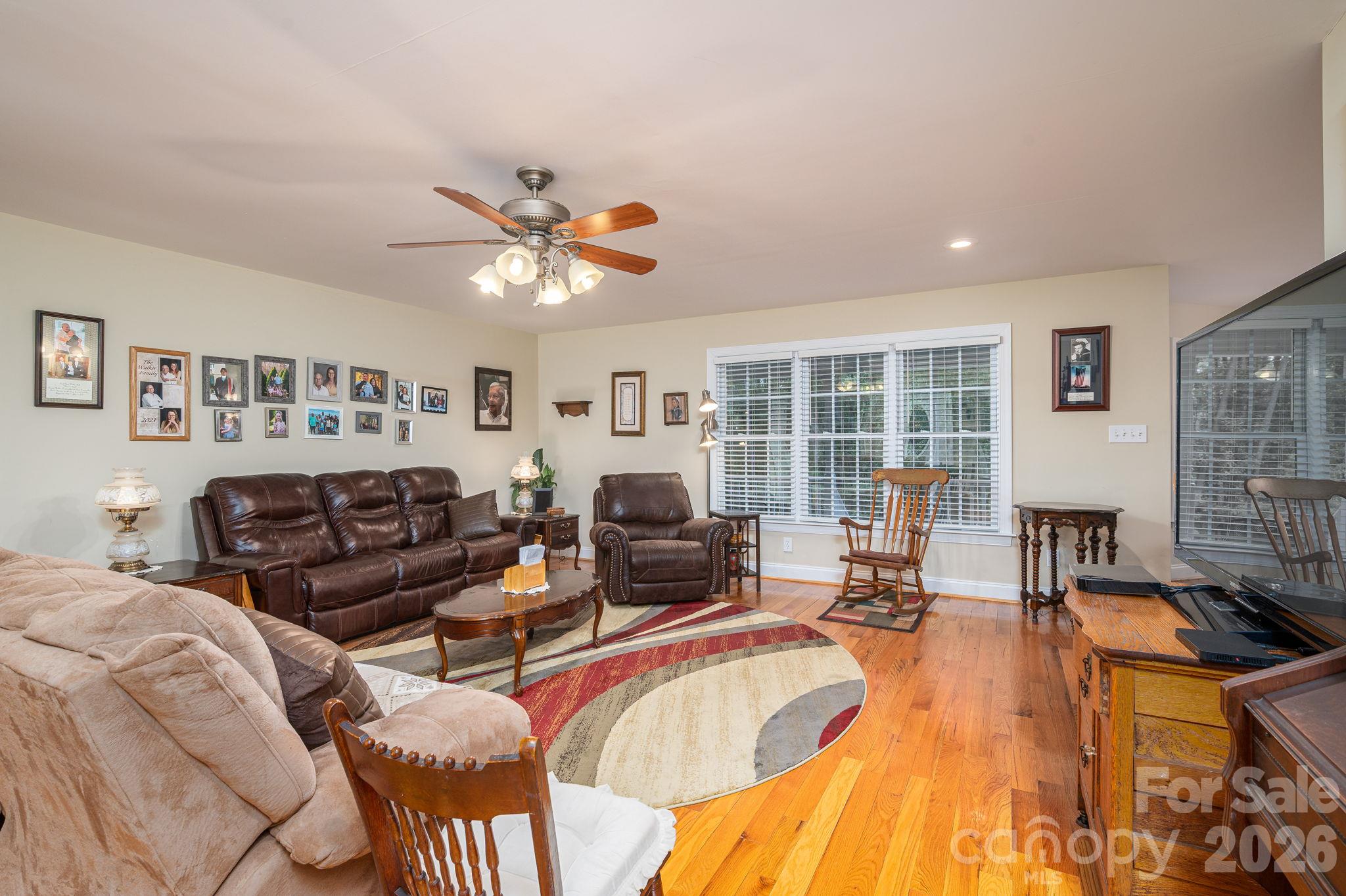 Single Family Residence at 2150 Fox Creek Trail, Lincolnton, photo 6 of 40
