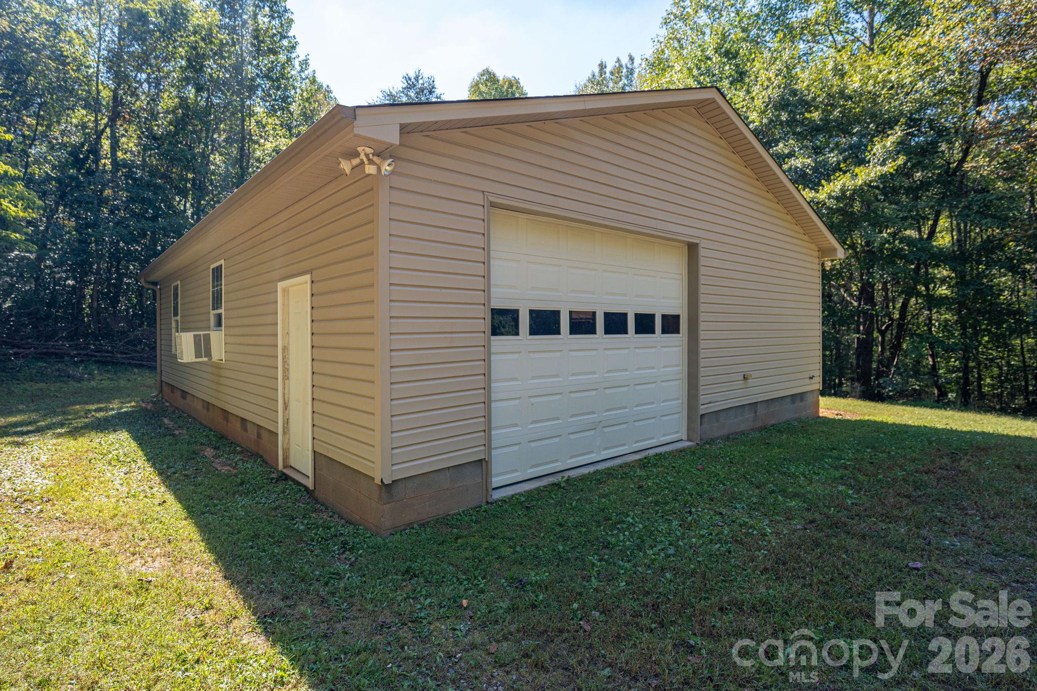 Single Family Residence at 2150 Fox Creek Trail, Lincolnton, photo 29 of 40