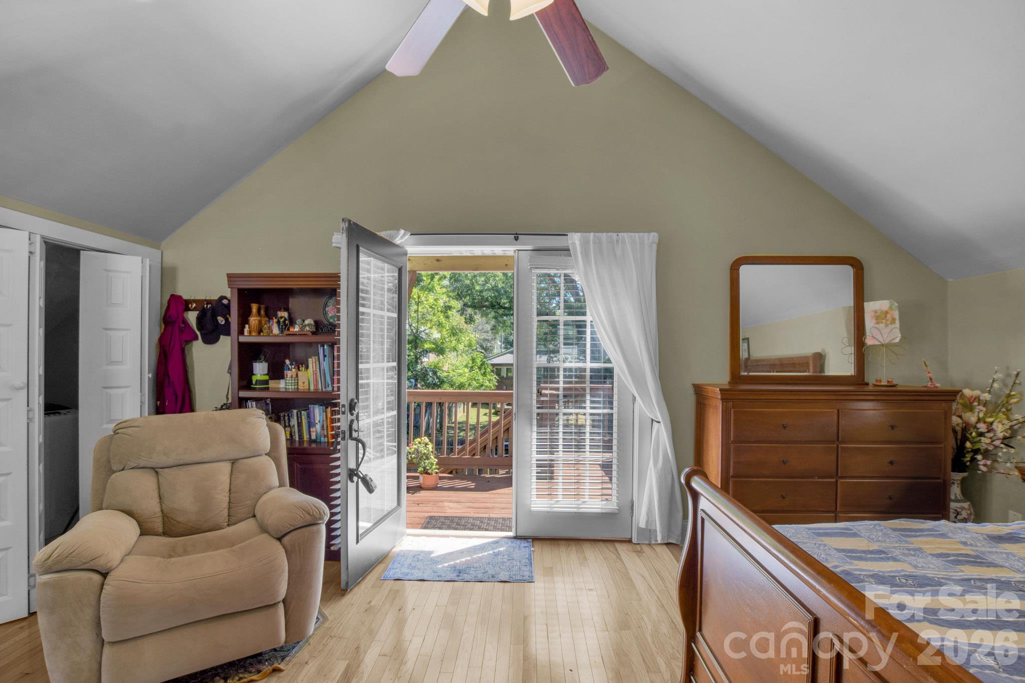 Light filled and ready for a tennant - 92 Rumbough Place, Asheville