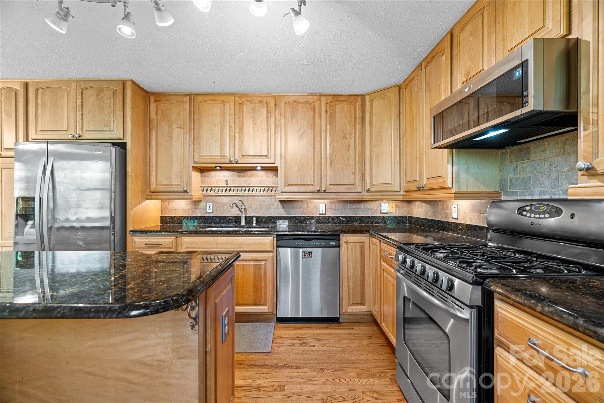Kitchen - 18 Northwood Road, Asheville