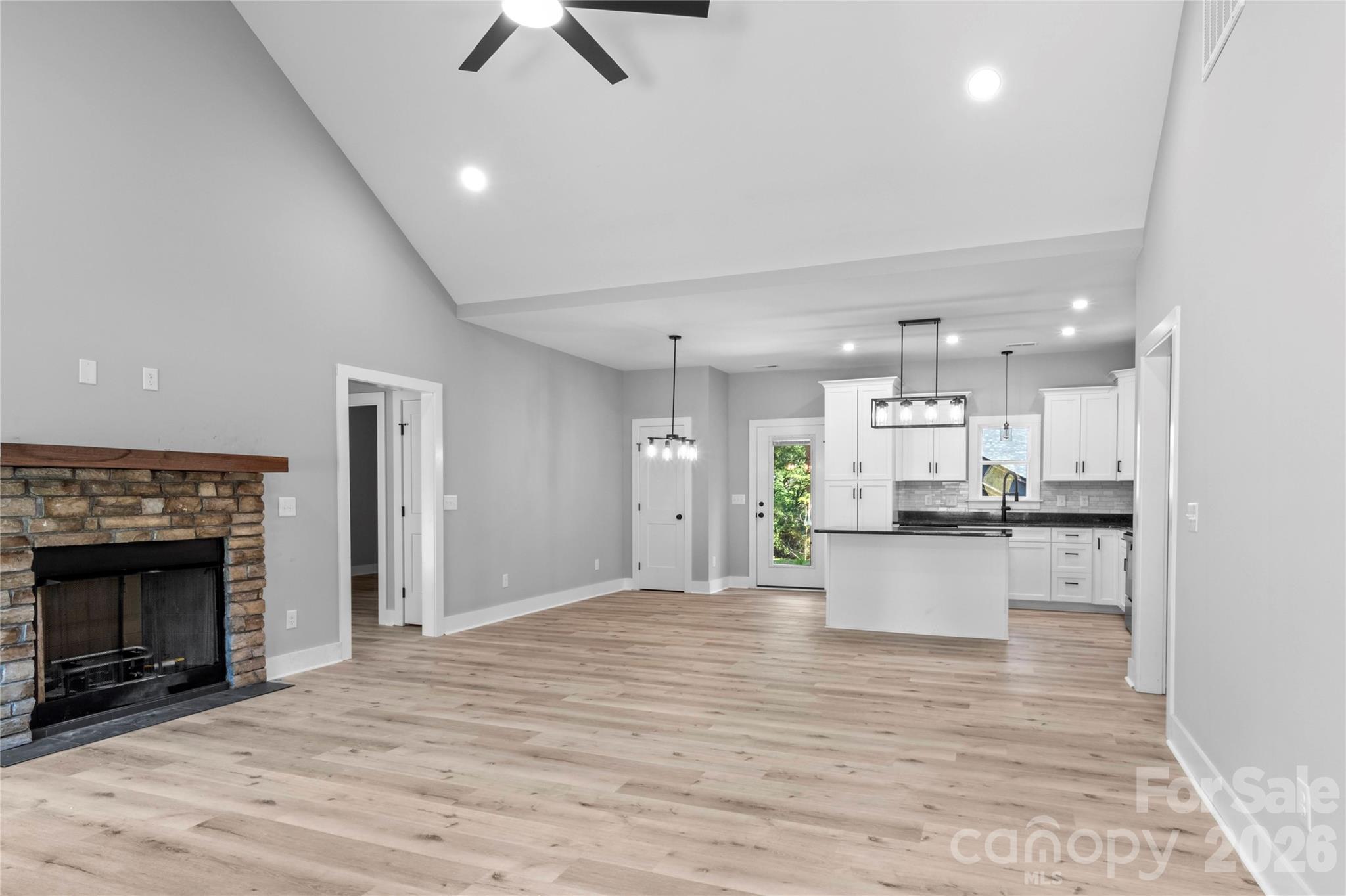 Single Family Residence at 2303 Frederick Drive, Winston Salem, photo 7 of 28