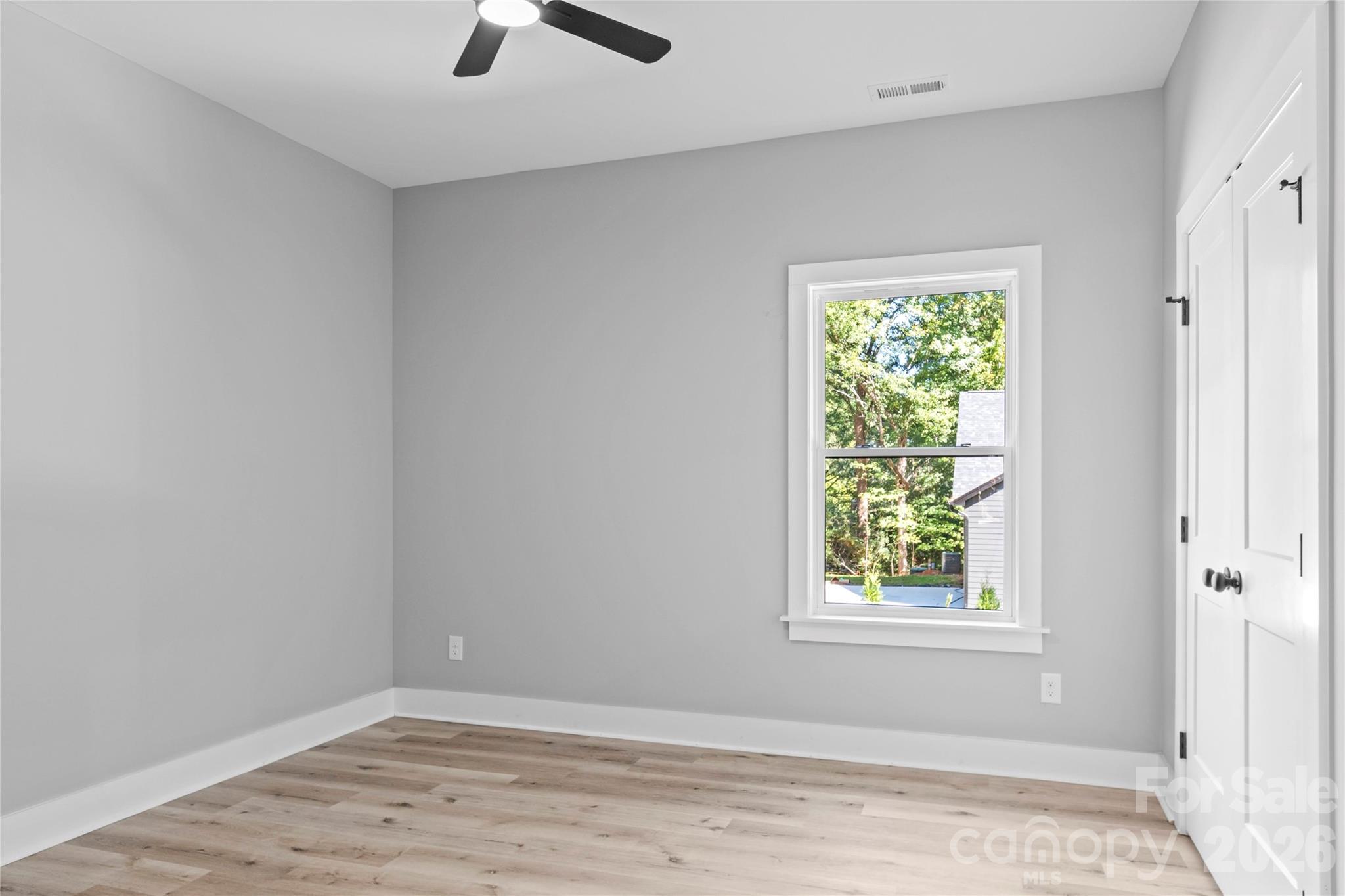 Single Family Residence at 2303 Frederick Drive, Winston Salem, photo 23 of 28