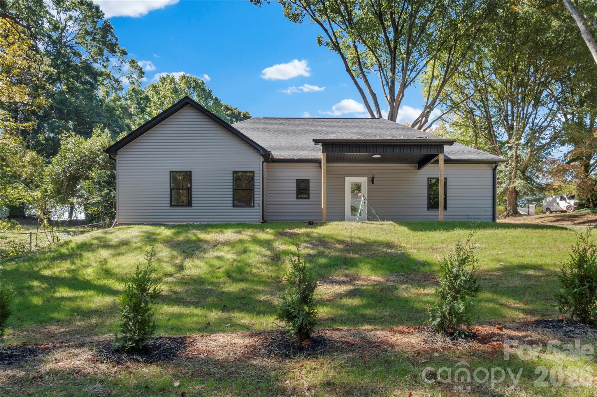Single Family Residence at 2303 Frederick Drive, Winston Salem, photo 26 of 28