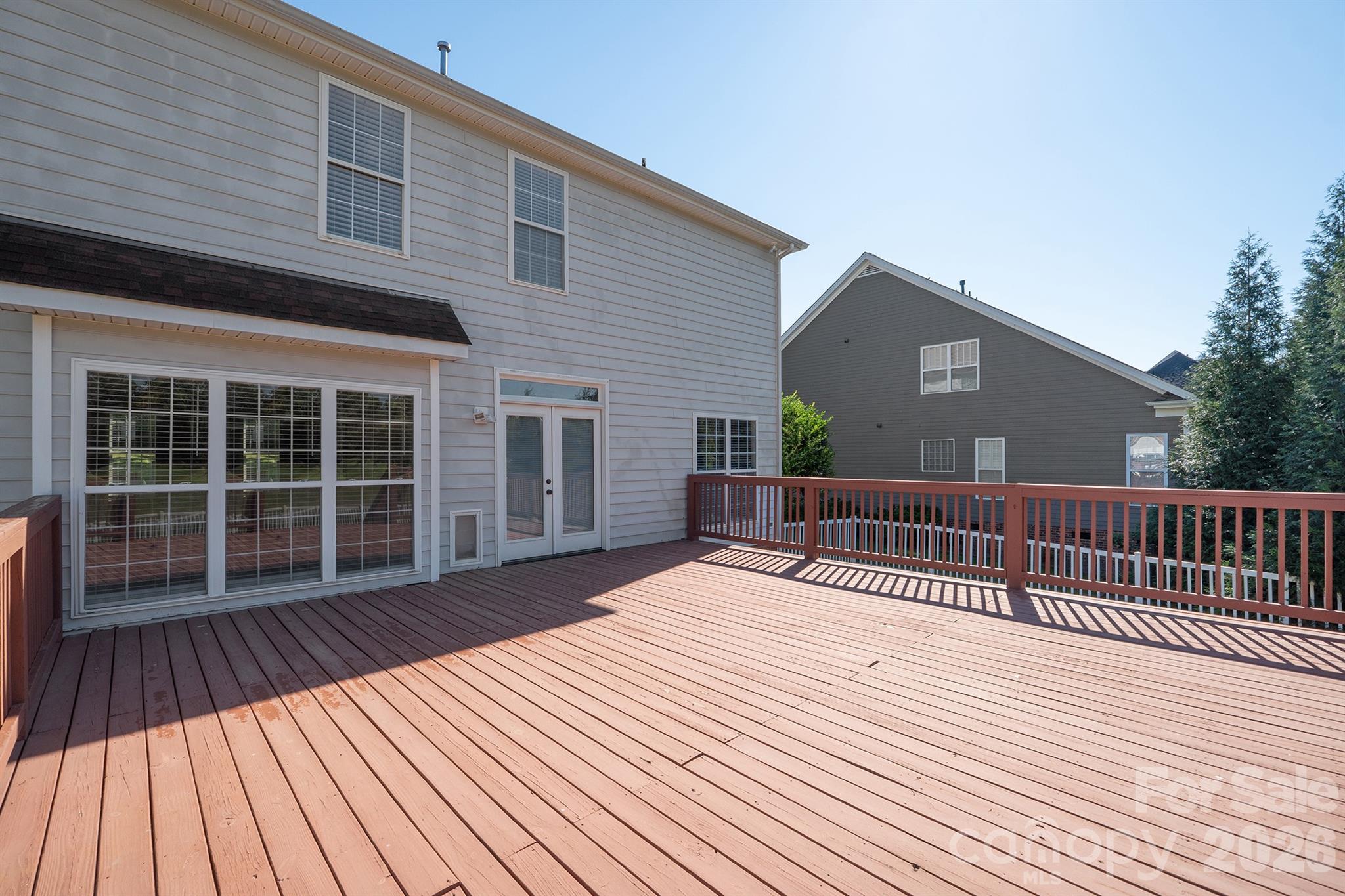 24 by 24 foot deck - 110 Fox Den Circle, Statesville