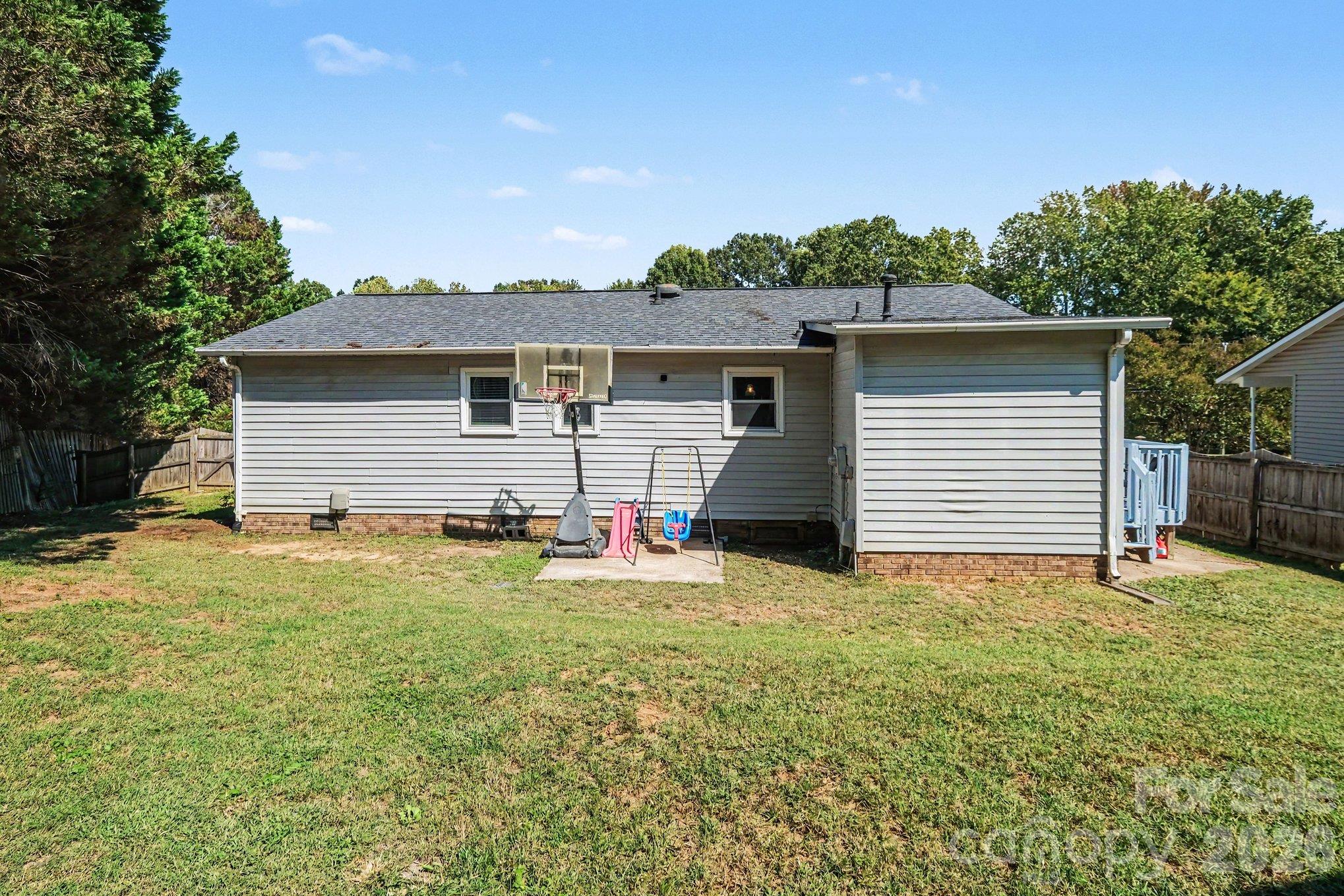 Single Family Residence at 815 Mooresville Road, Salisbury, photo 25 of 27