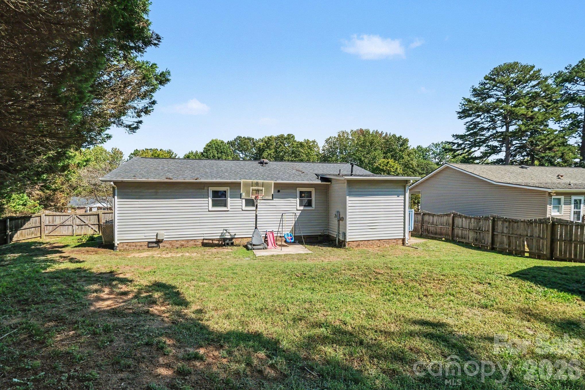Single Family Residence at 815 Mooresville Road, Salisbury, photo 26 of 27