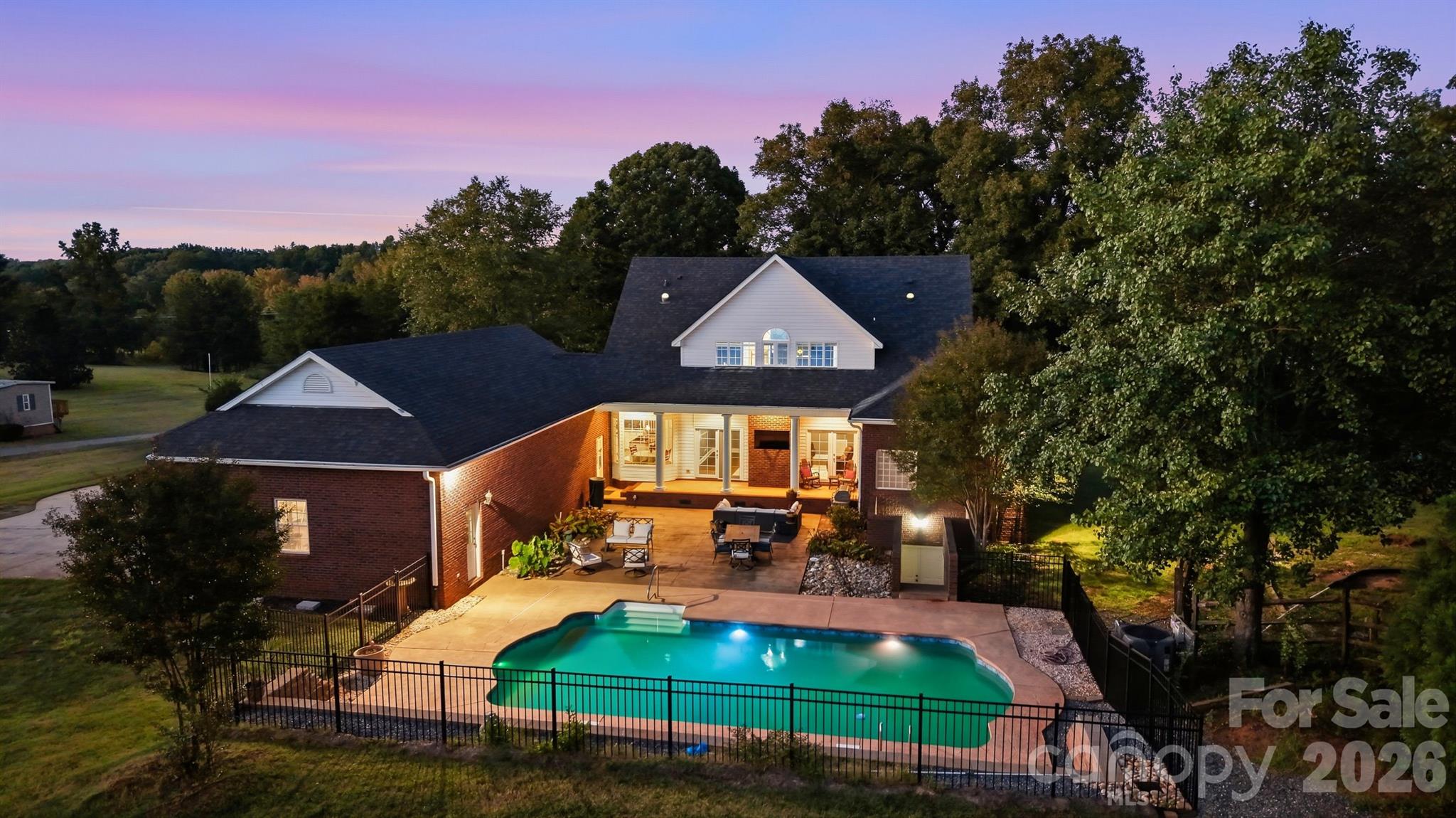 Single Family Residence at 498 Johnson Dairy Road, Mooresville, photo 4 of 48