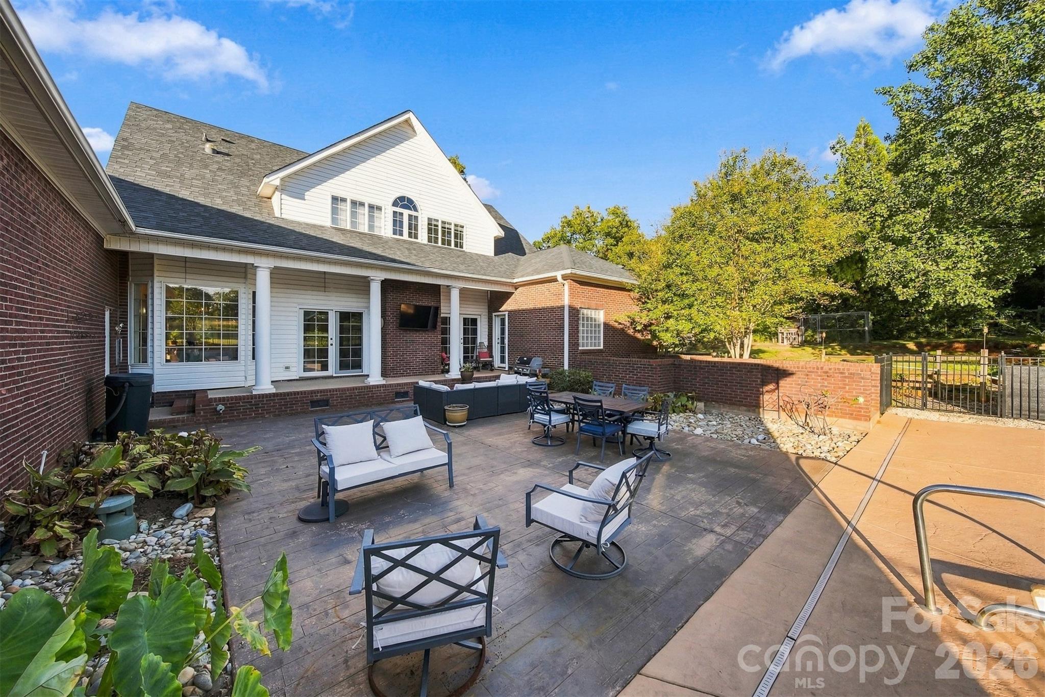 Single Family Residence at 498 Johnson Dairy Road, Mooresville, photo 38 of 48