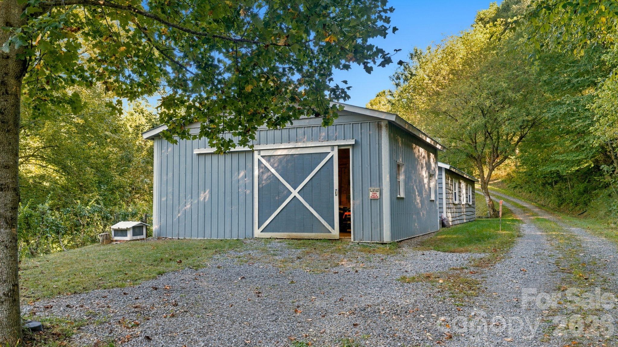 Single Family Residence at 241 Standing Rock Cove, Clyde, photo 35 of 48