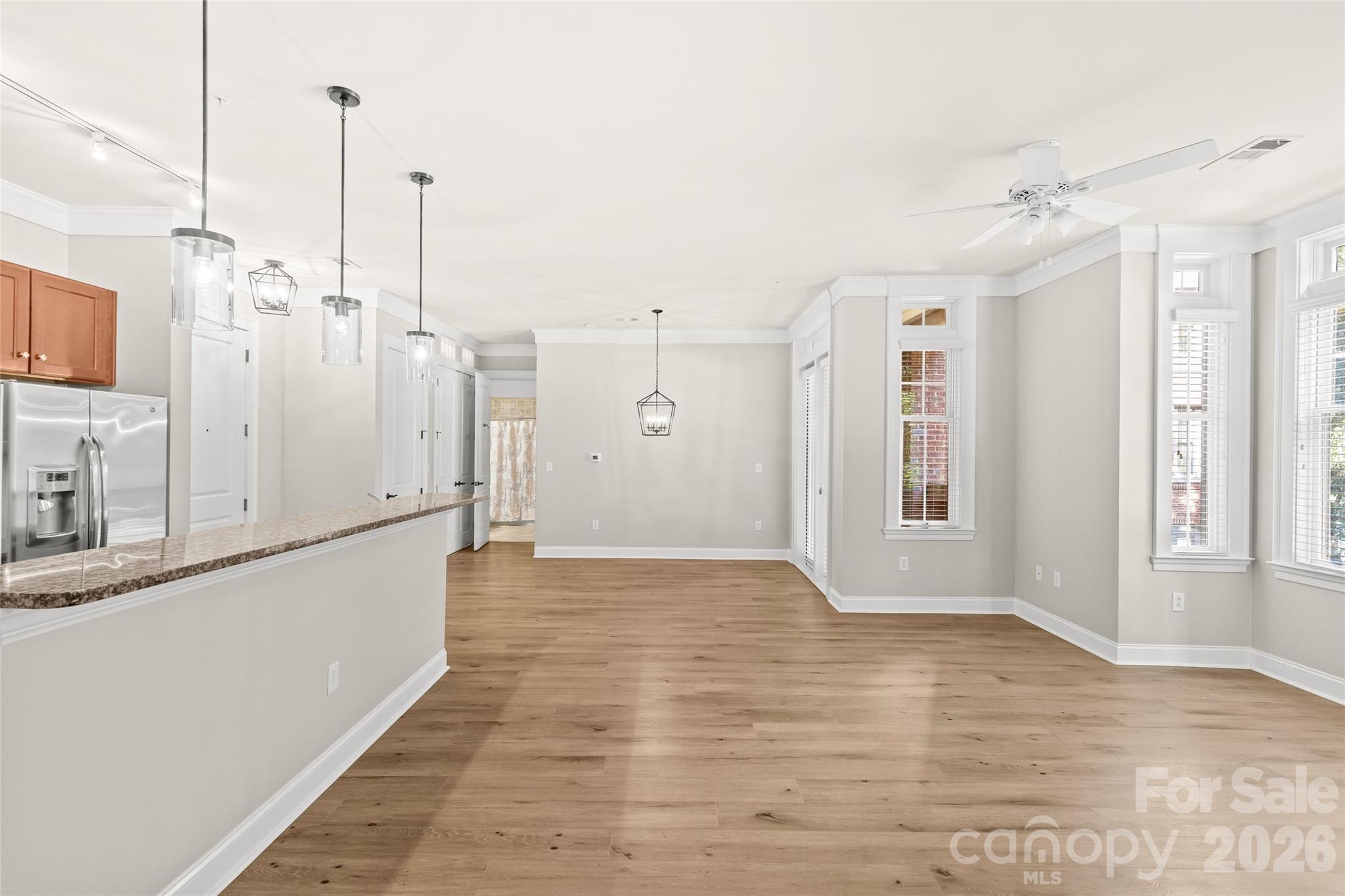 Condominium at 2810 Selwyn Avenue, Charlotte, photo 16 of 48