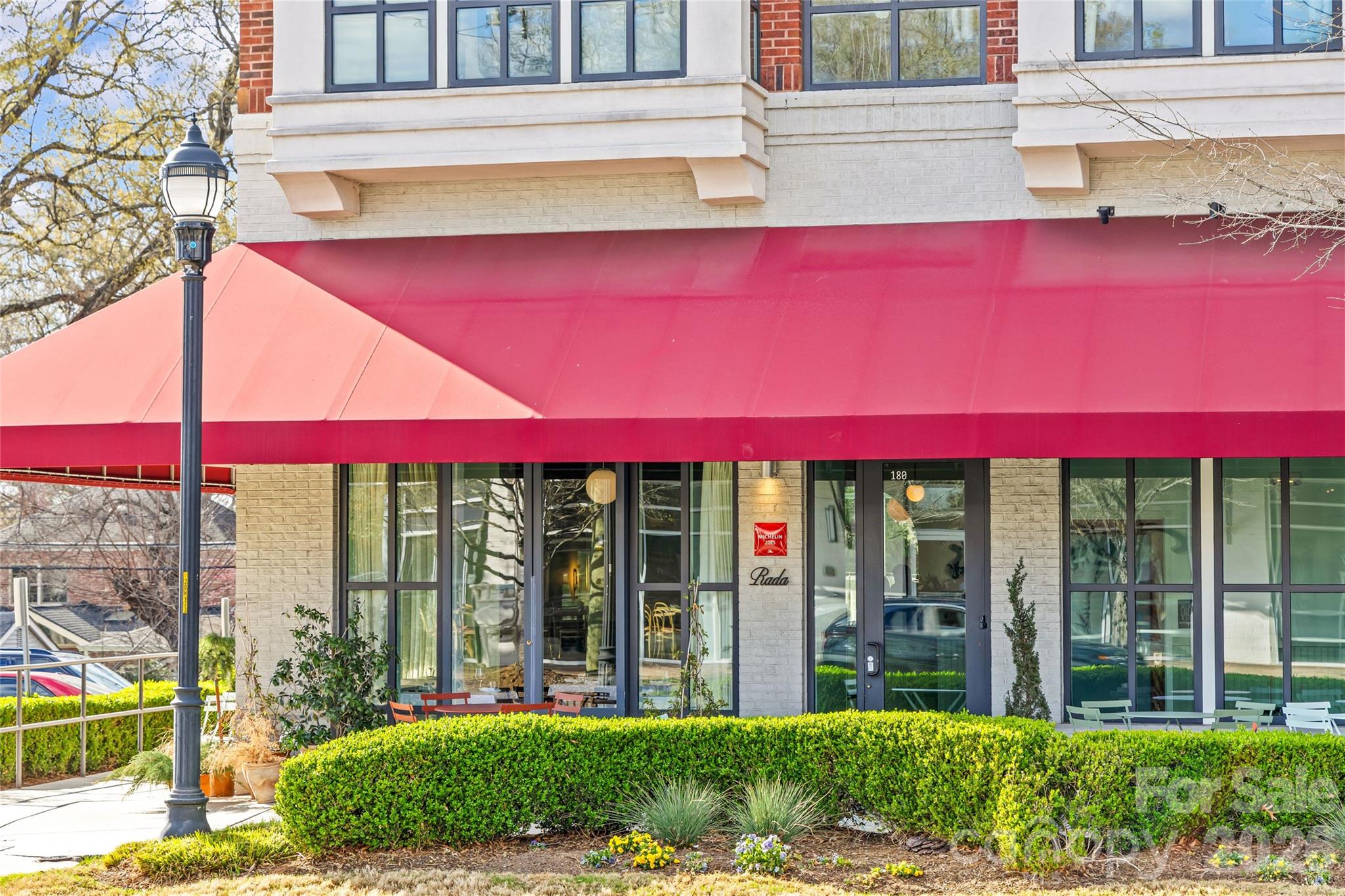 Condominium at 2810 Selwyn Avenue, Charlotte, photo 44 of 48