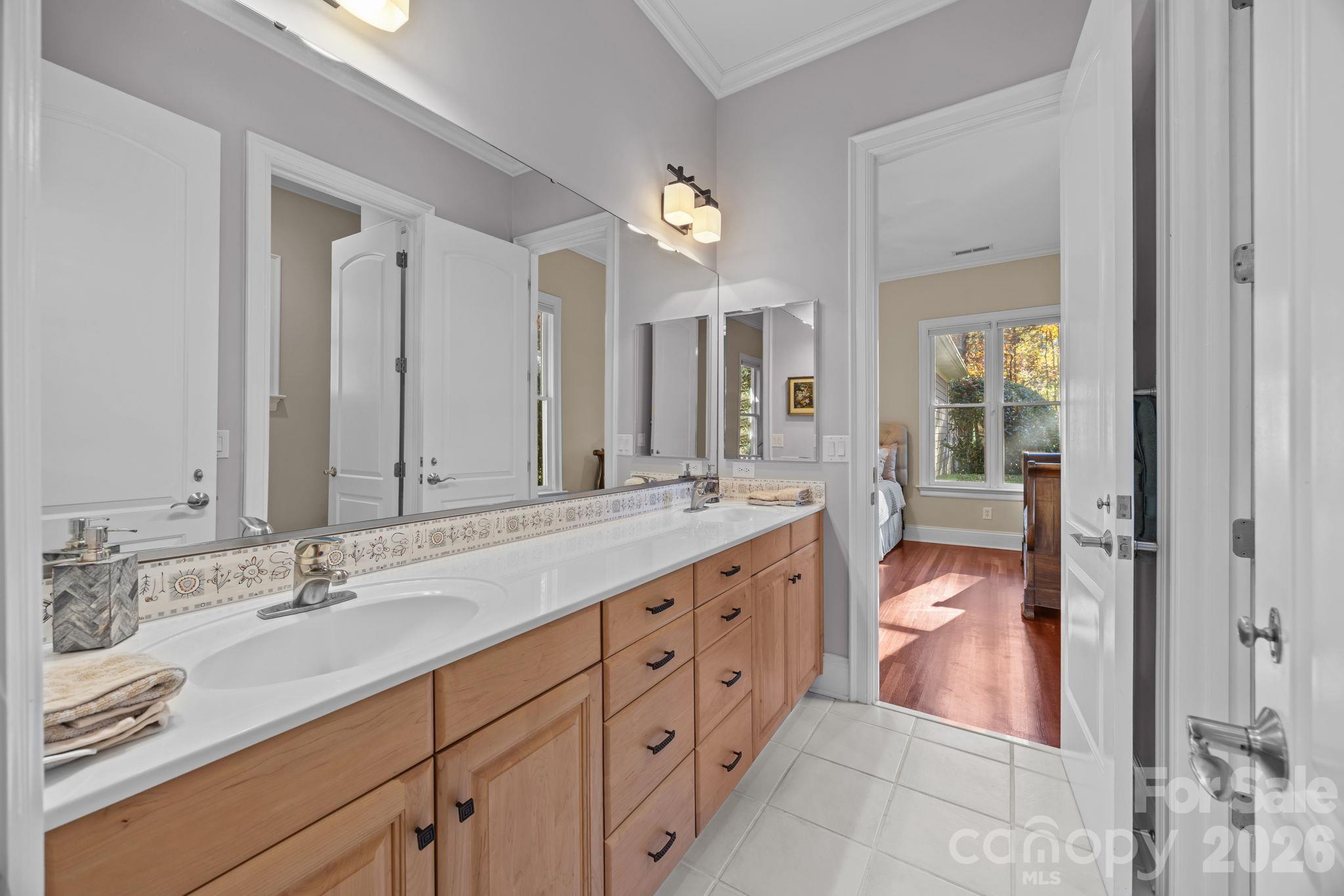 Shared Bathroom w/ Private shower/bath & toilet - 119 Whaling Lane, Mooresville