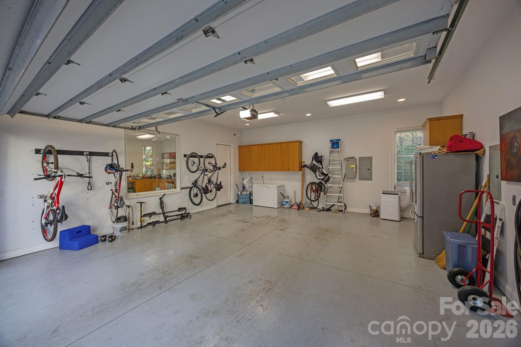 2 car garage w/window cooling unit - 119 Whaling Lane, Mooresville