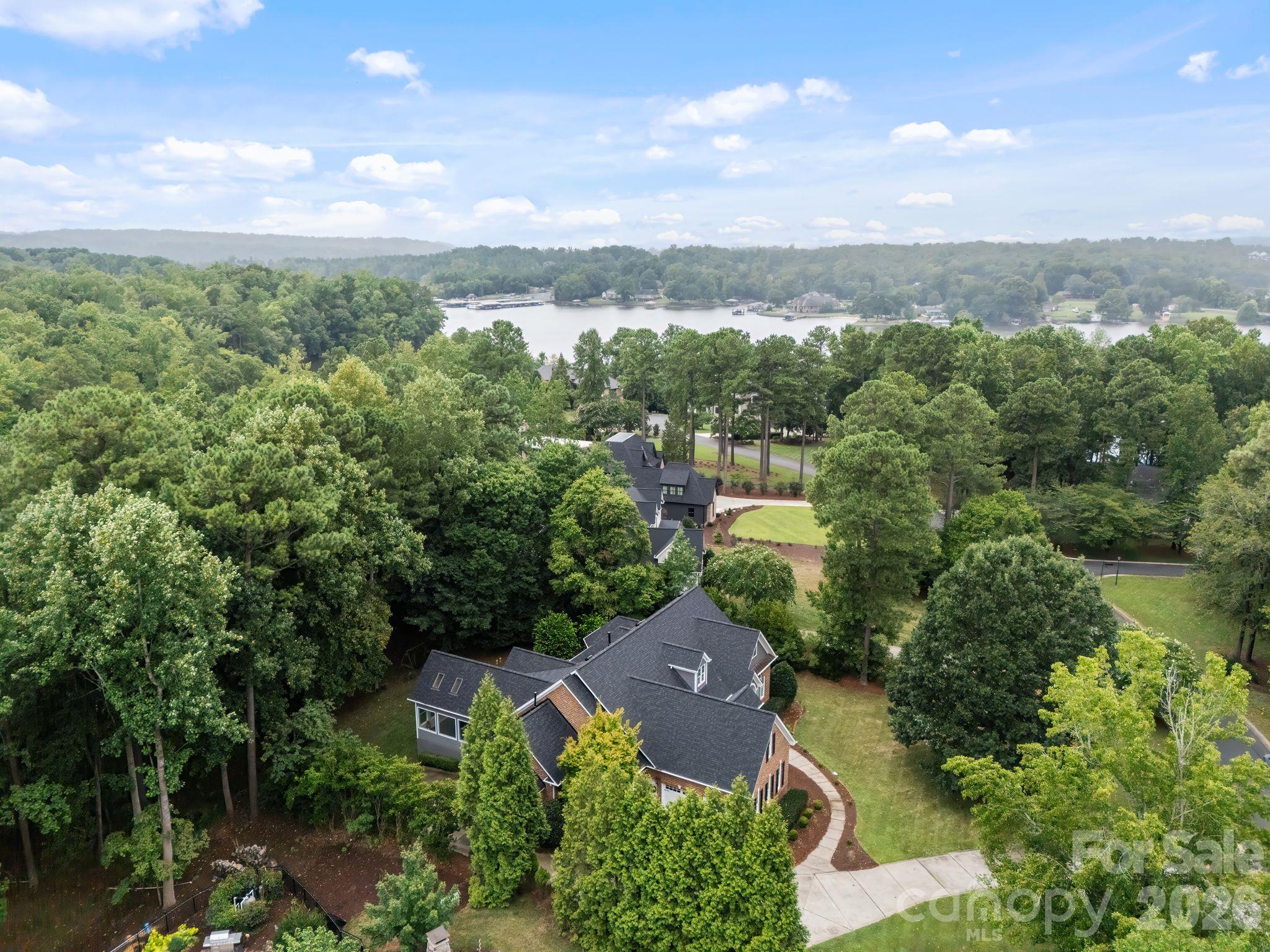 Single Family Residence at 9263 Egret Ridge, Belmont, photo 6 of 45