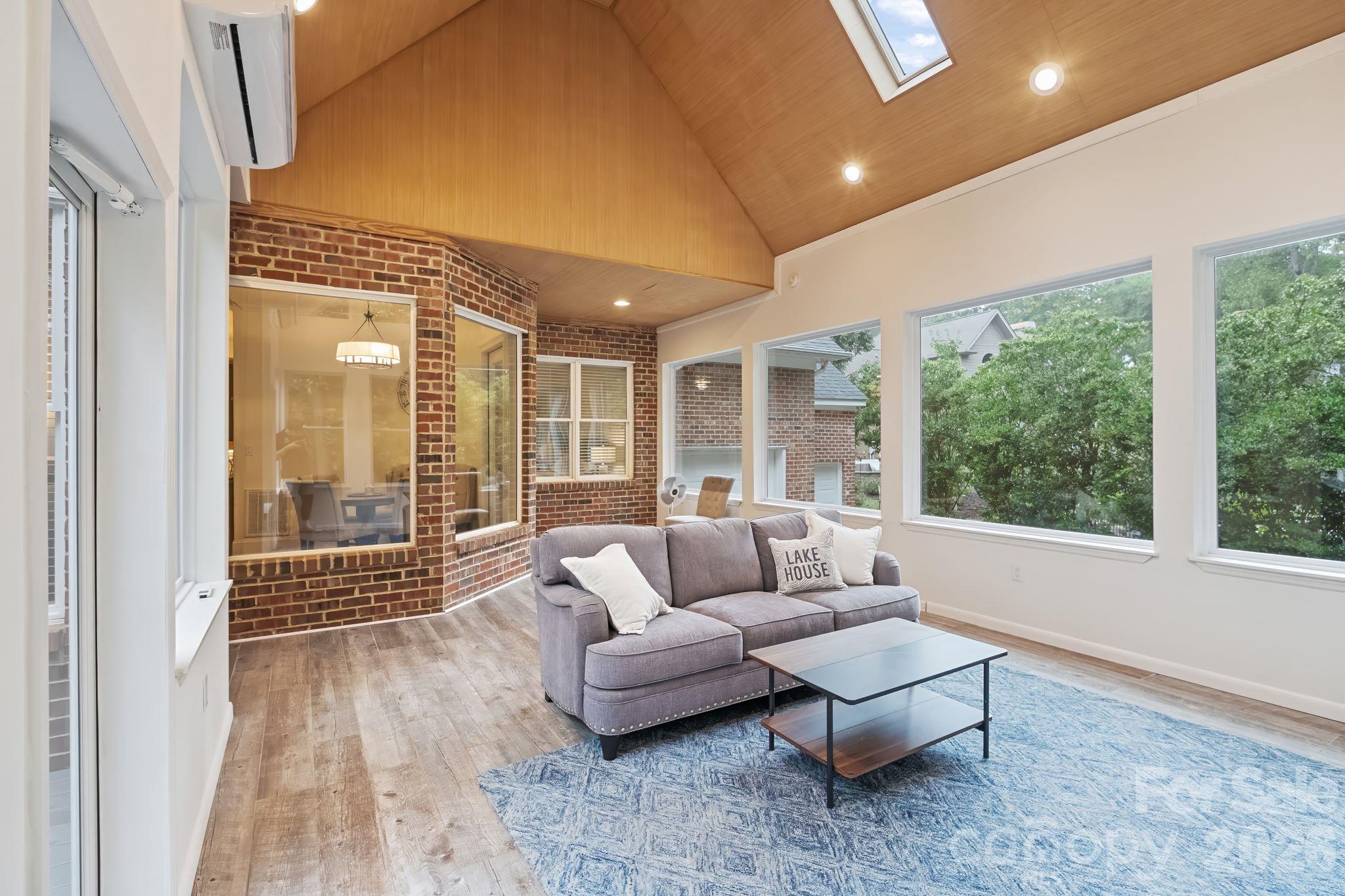 Single Family Residence at 9263 Egret Ridge, Belmont, photo 12 of 45