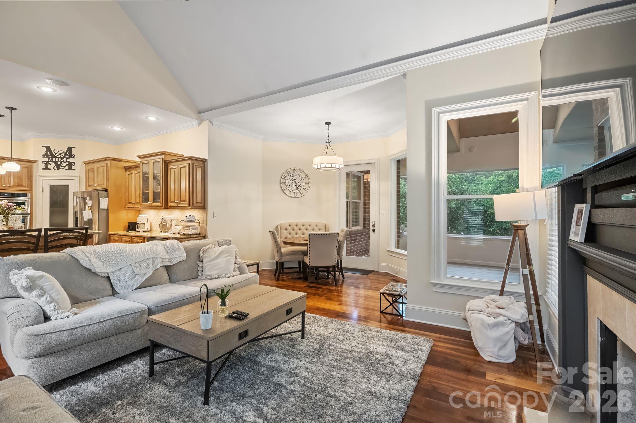 Single Family Residence at 9263 Egret Ridge, Belmont, photo 15 of 45