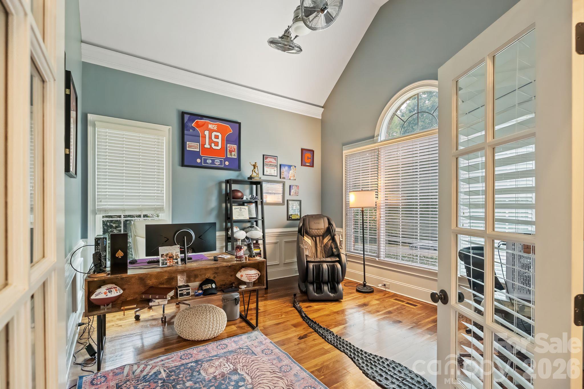 Single Family Residence at 9263 Egret Ridge, Belmont, photo 21 of 45