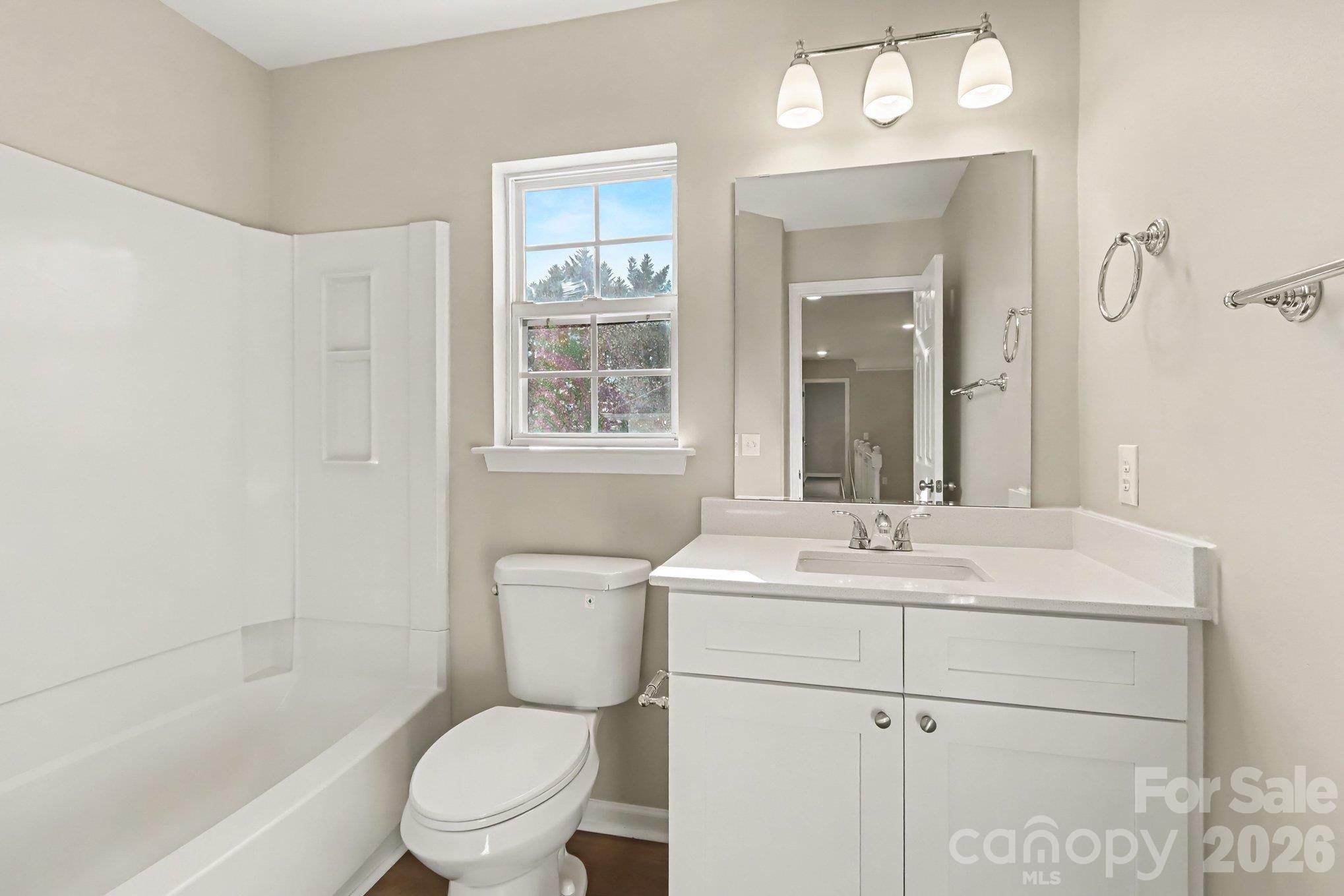 Single Family Residence at 6820 Sweetfield Drive, Huntersville, photo 9 of 17