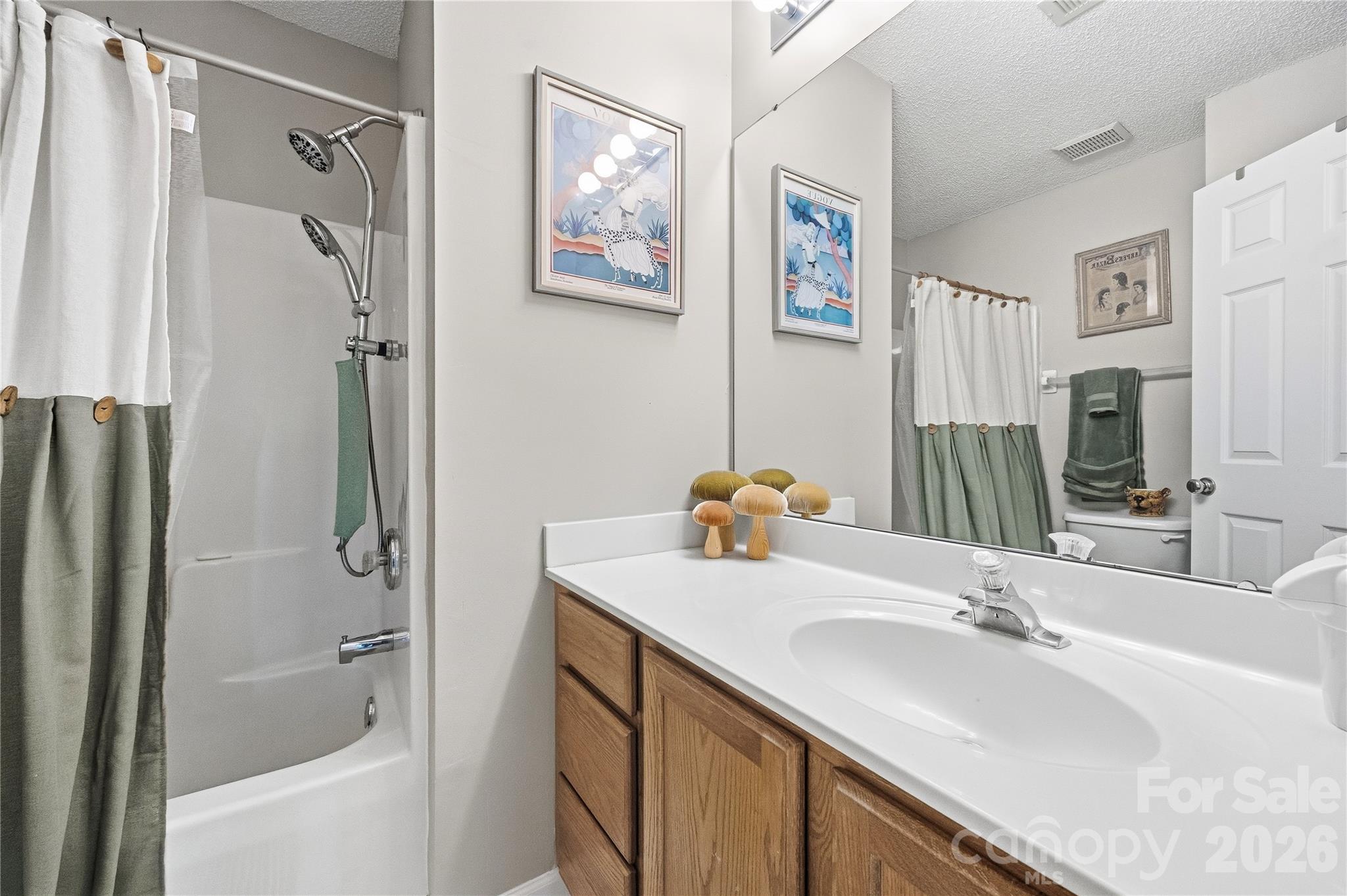 Single Family Residence at 7541 Sparkleberry Drive, Indian Trail, photo 19 of 35
