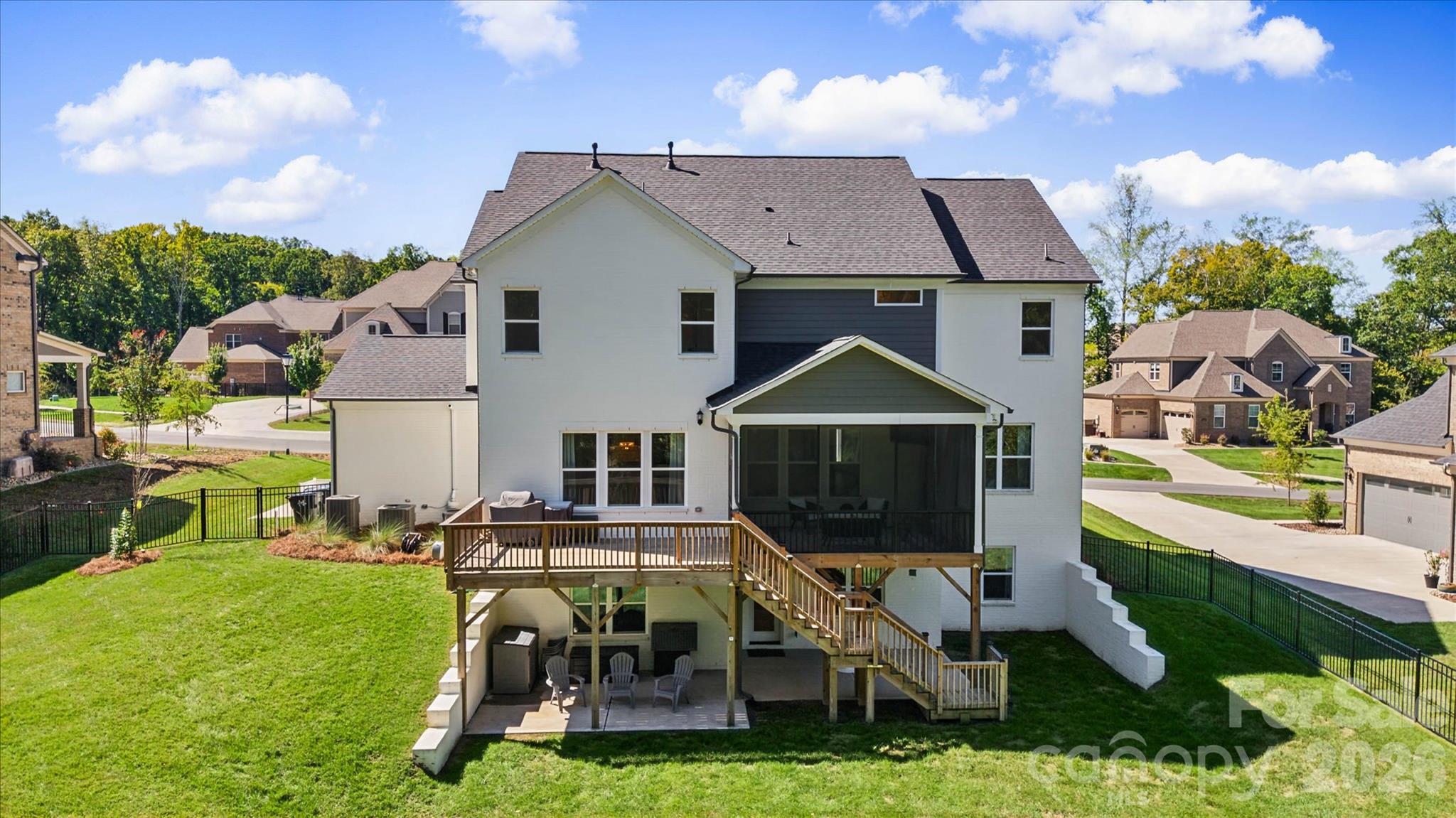 This is what "room to breathe" actually looks like. - 1216 Glade Arch Lane, Huntersville