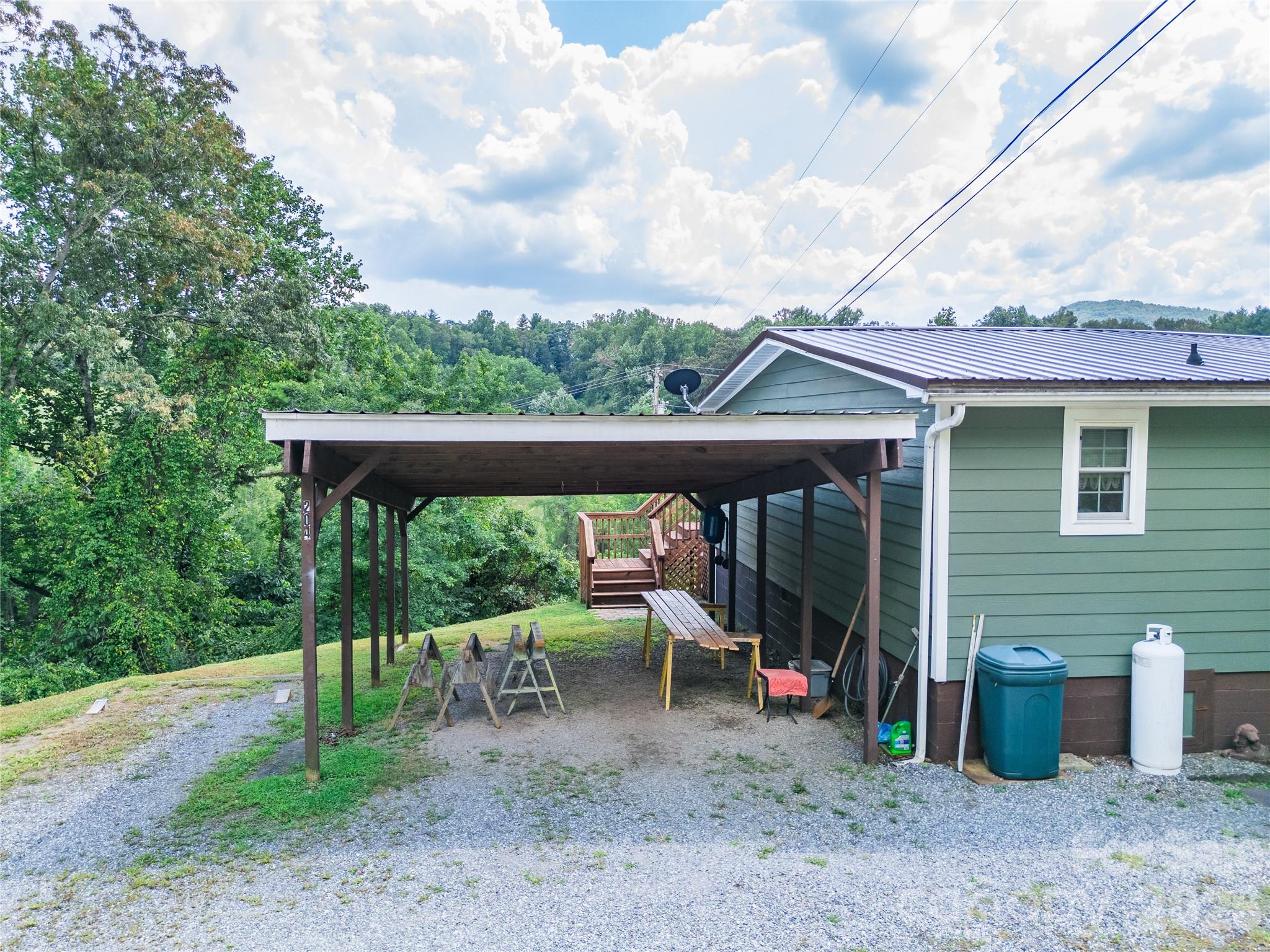 Single Family Residence at 204 Grove Road, Sylva, photo 7 of 31