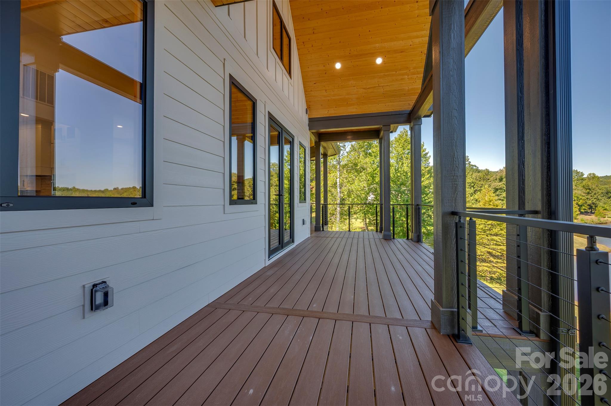 Single Family Residence at 438 Mapleton Lane, Columbus, photo 52 of 69