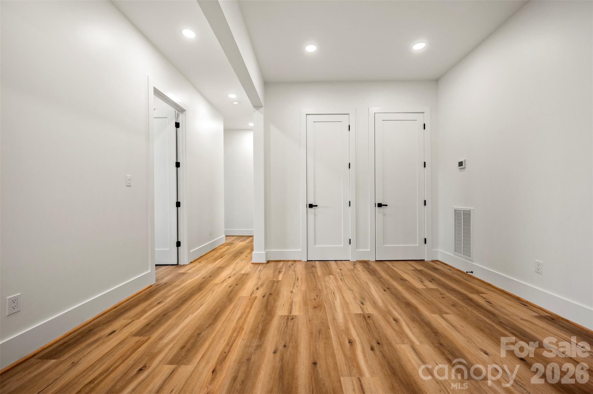 Single Family Residence at 438 Mapleton Lane, Columbus, photo 62 of 69