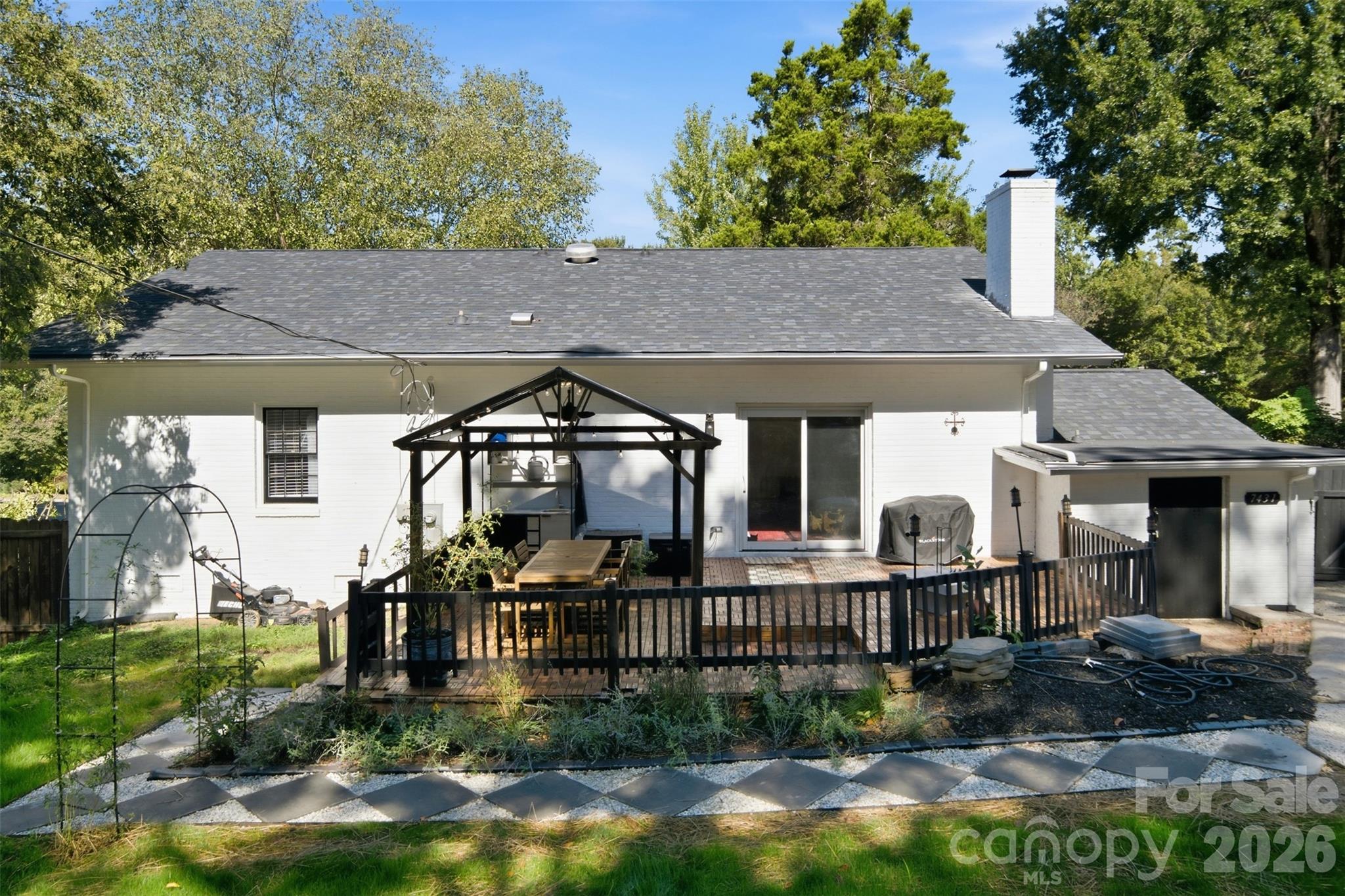 Single Family Residence at 7431 Folger Drive, Charlotte, photo 24 of 25
