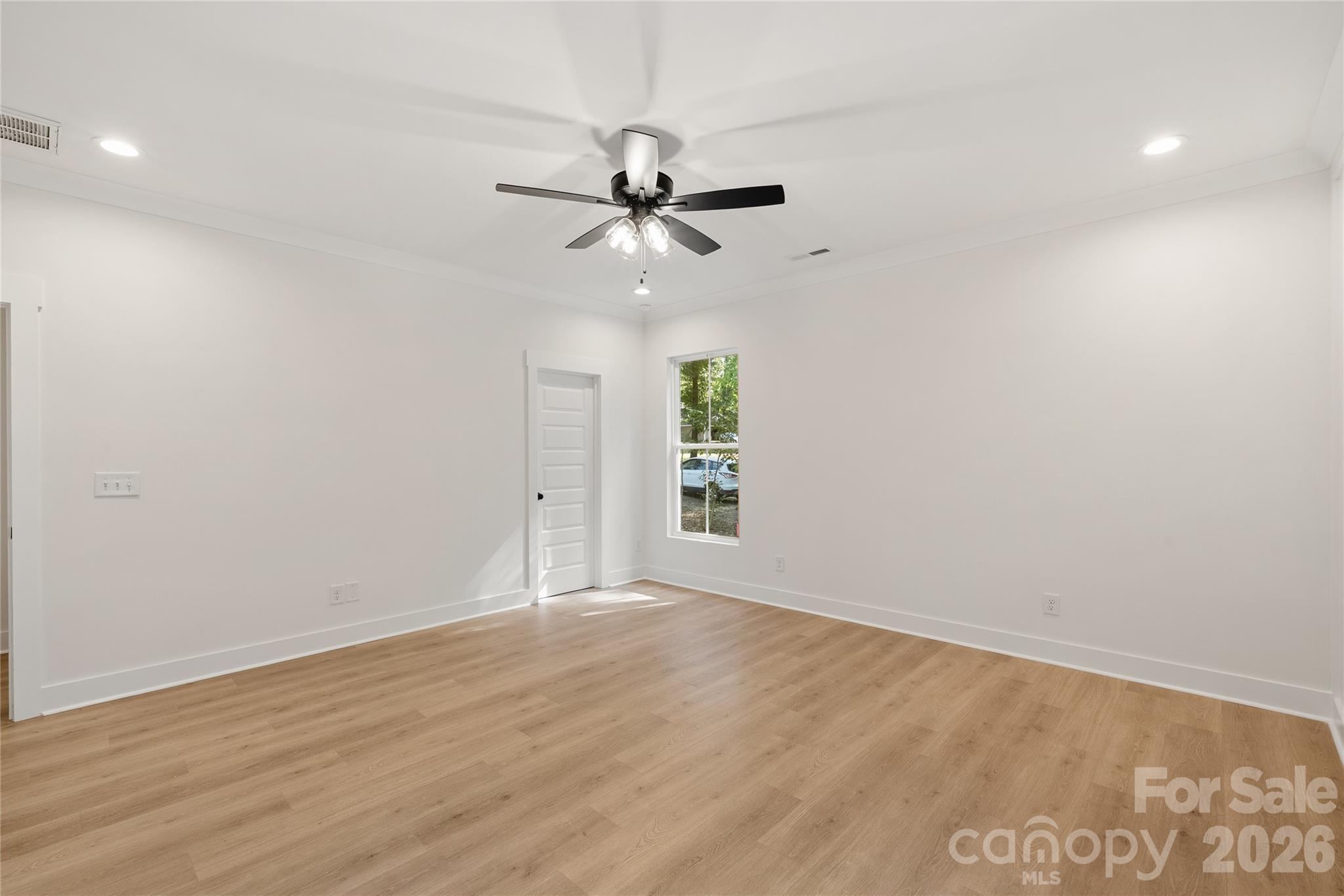 Single Family Residence at 1716 Lake lee Drive, Monroe, photo 17 of 44