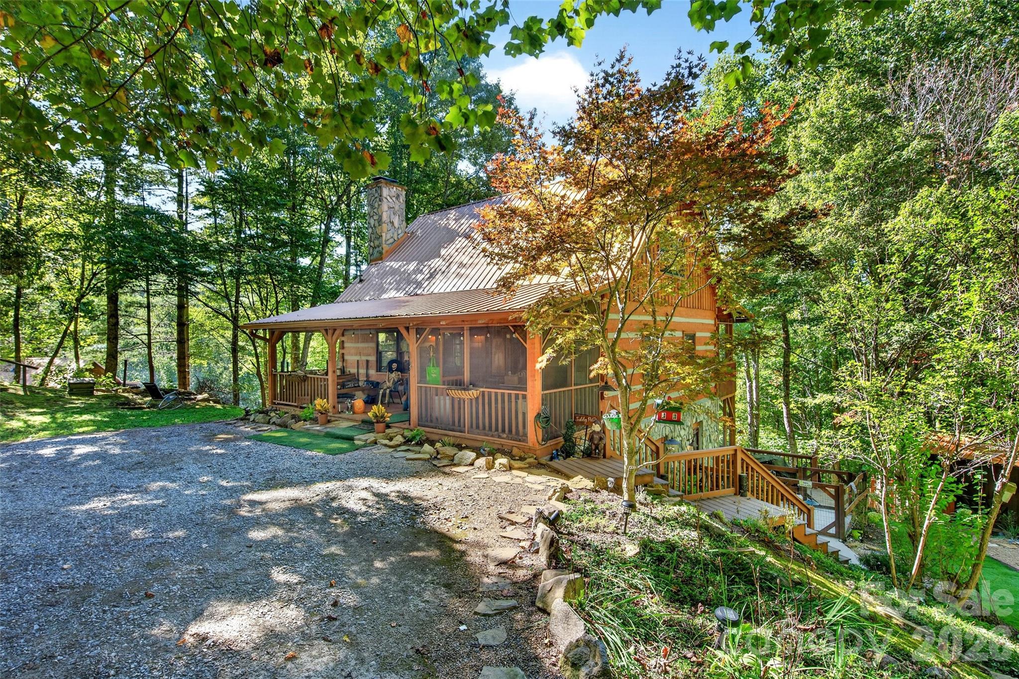 Single Family Residence at 602 Quail Cove Road, Clyde, photo 3 of 48