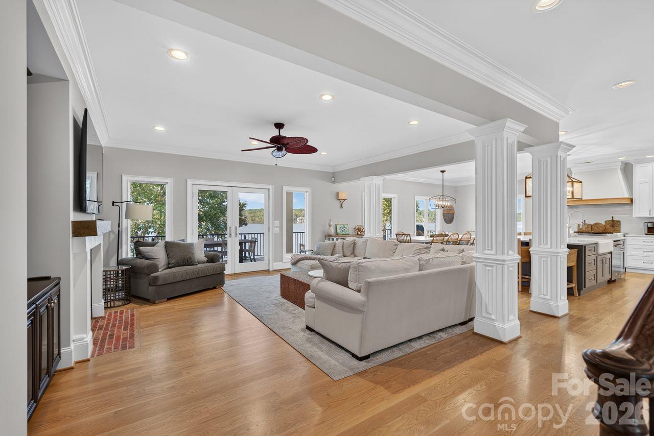 main floor living room - 148 Forest Lake Court, Mount Gilead