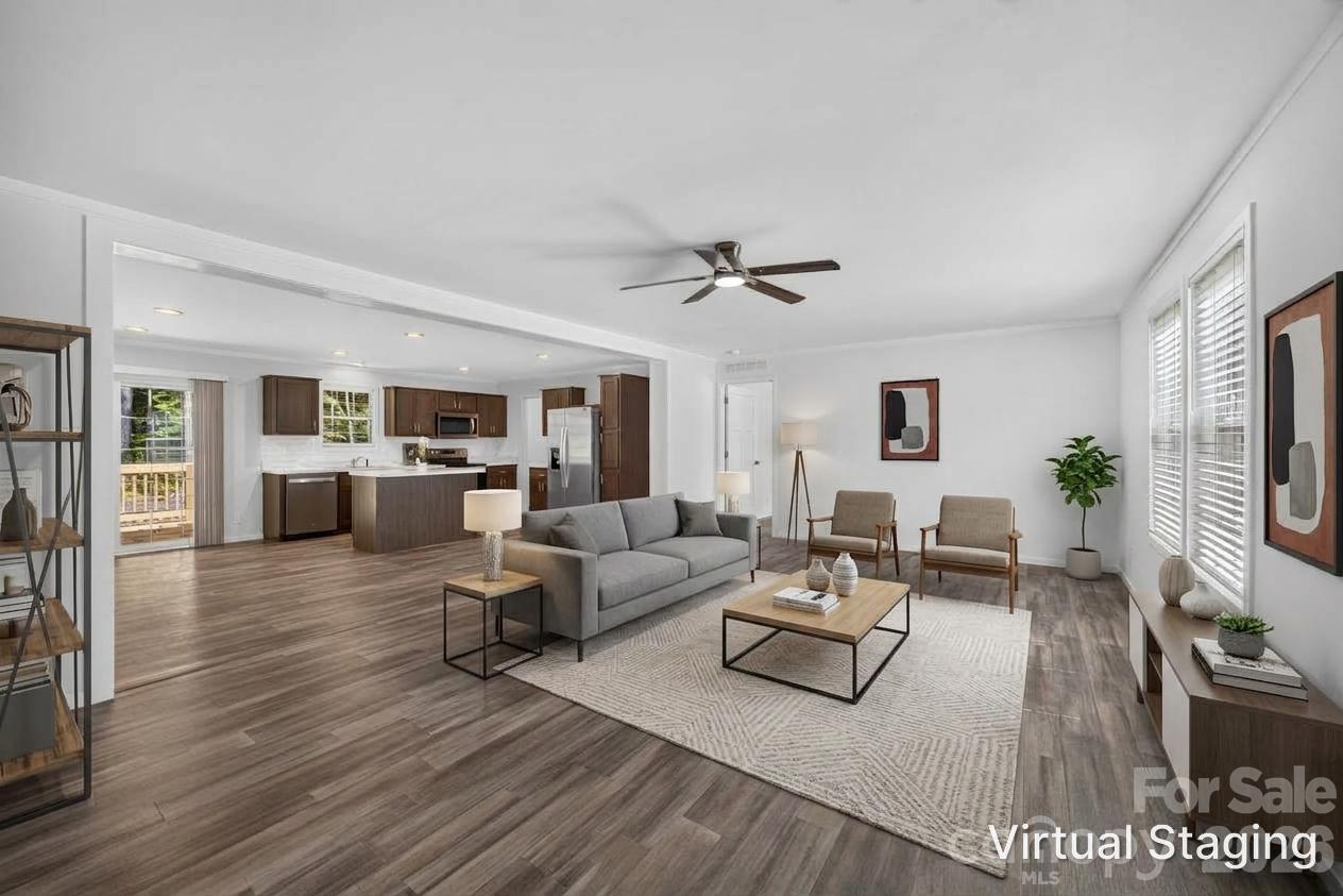 Virtually Staged - 202 Christophers Court, Lexington