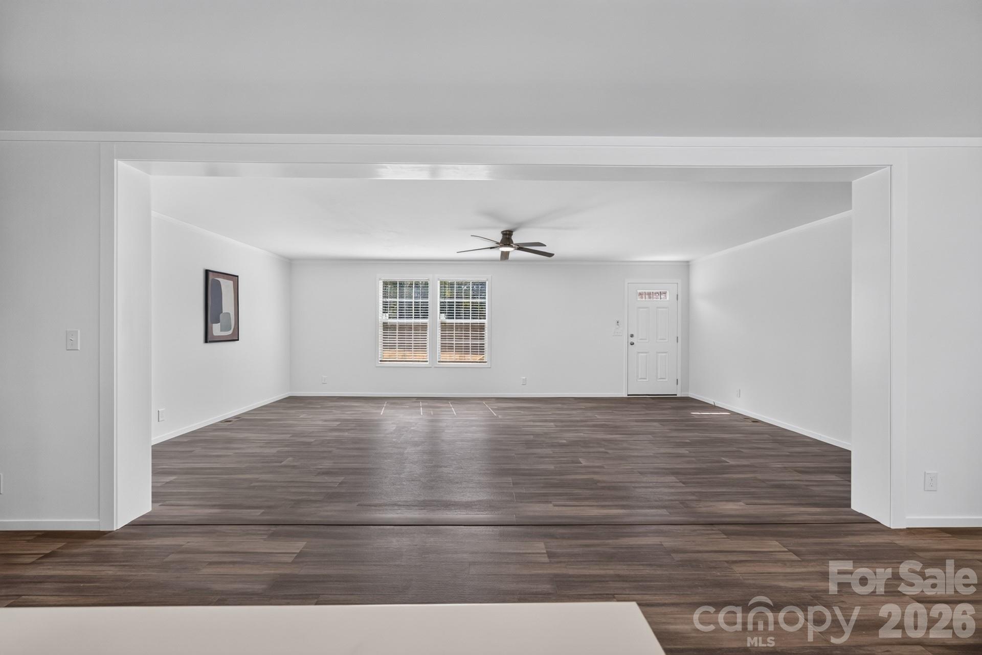 Single Family Residence at 202 Christophers Court, Lexington, photo 10 of 42