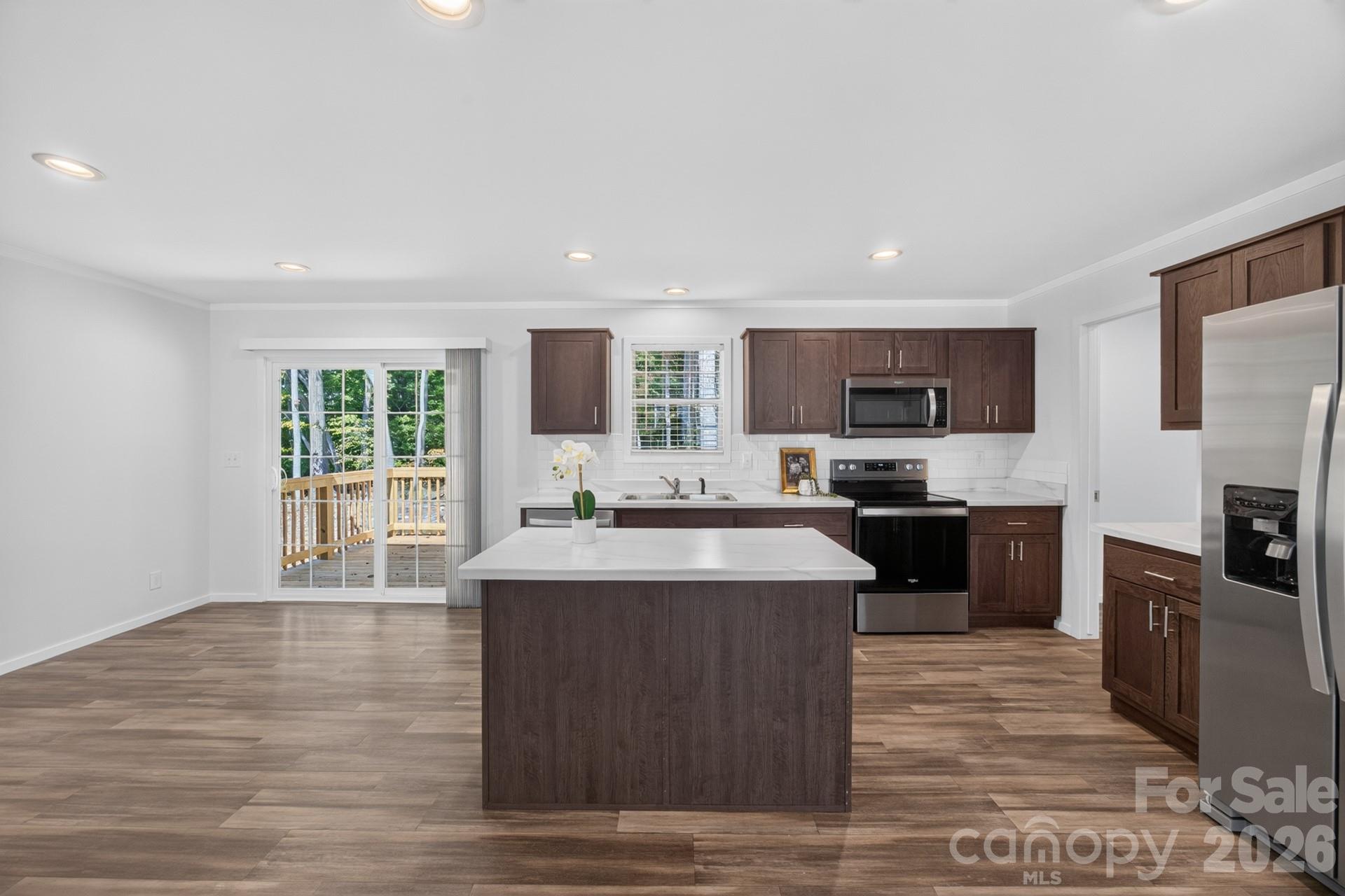 Single Family Residence at 202 Christophers Court, Lexington, photo 14 of 42