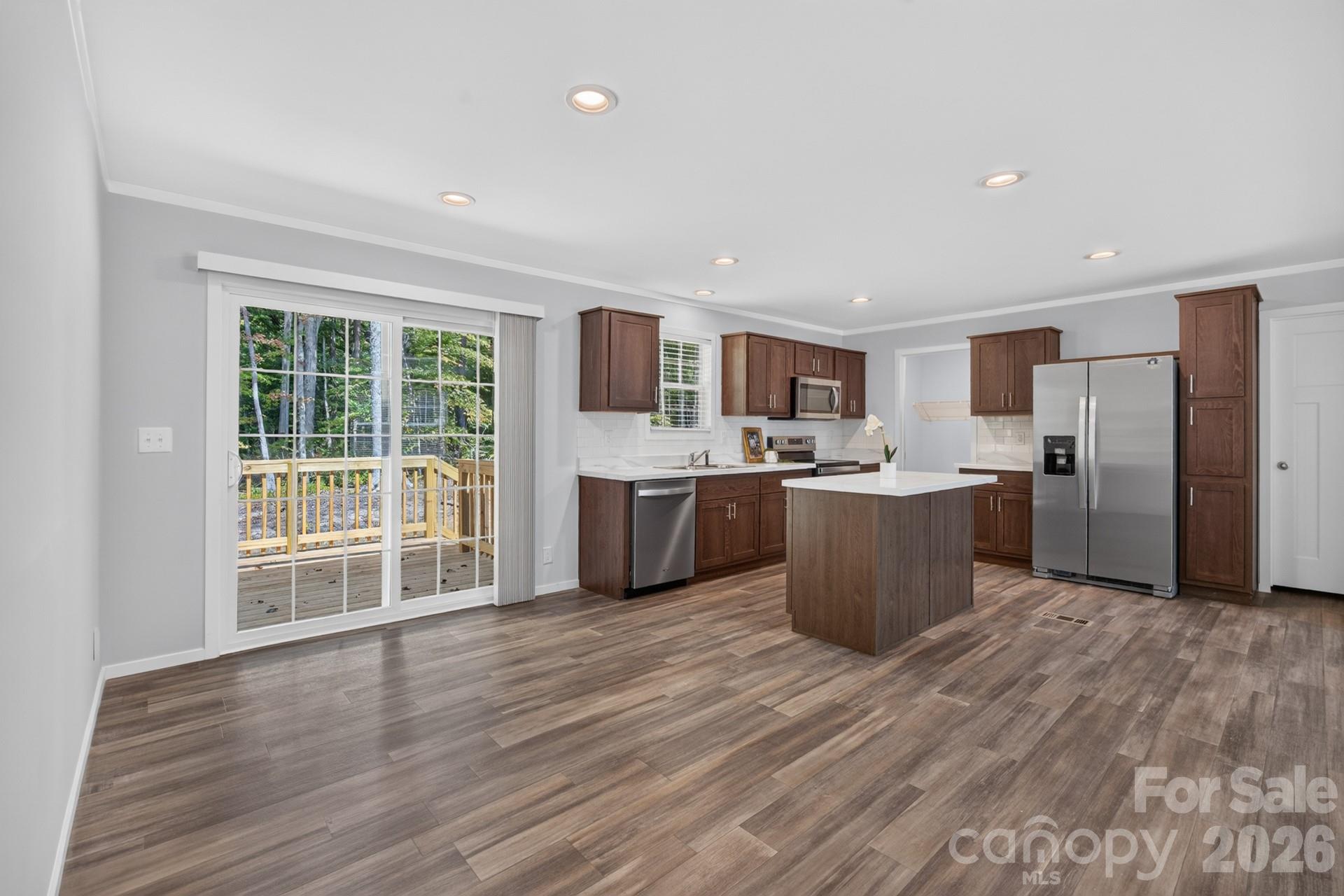 Single Family Residence at 202 Christophers Court, Lexington, photo 19 of 42