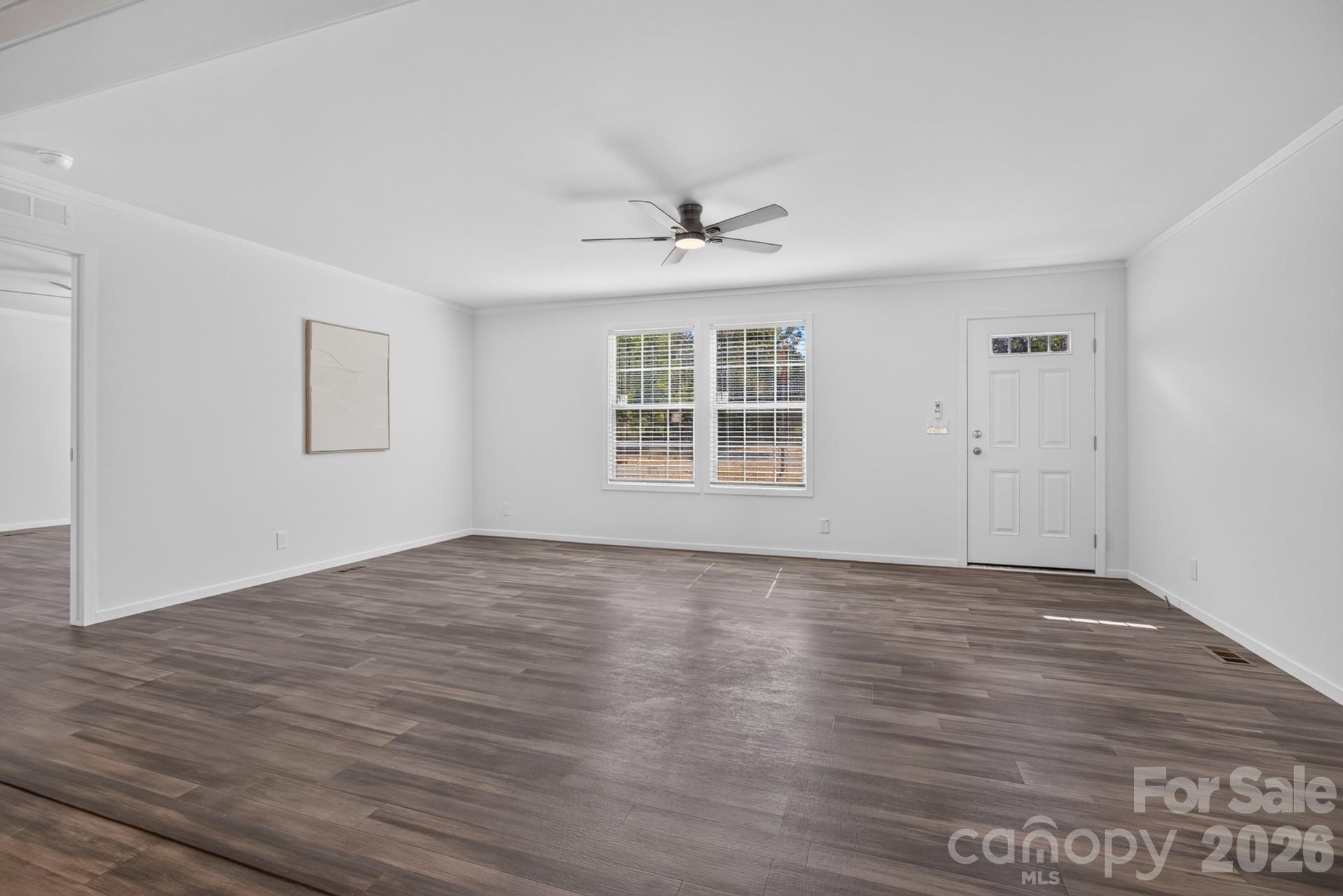 Single Family Residence at 180 Christophers Court, Lexington, photo 5 of 40