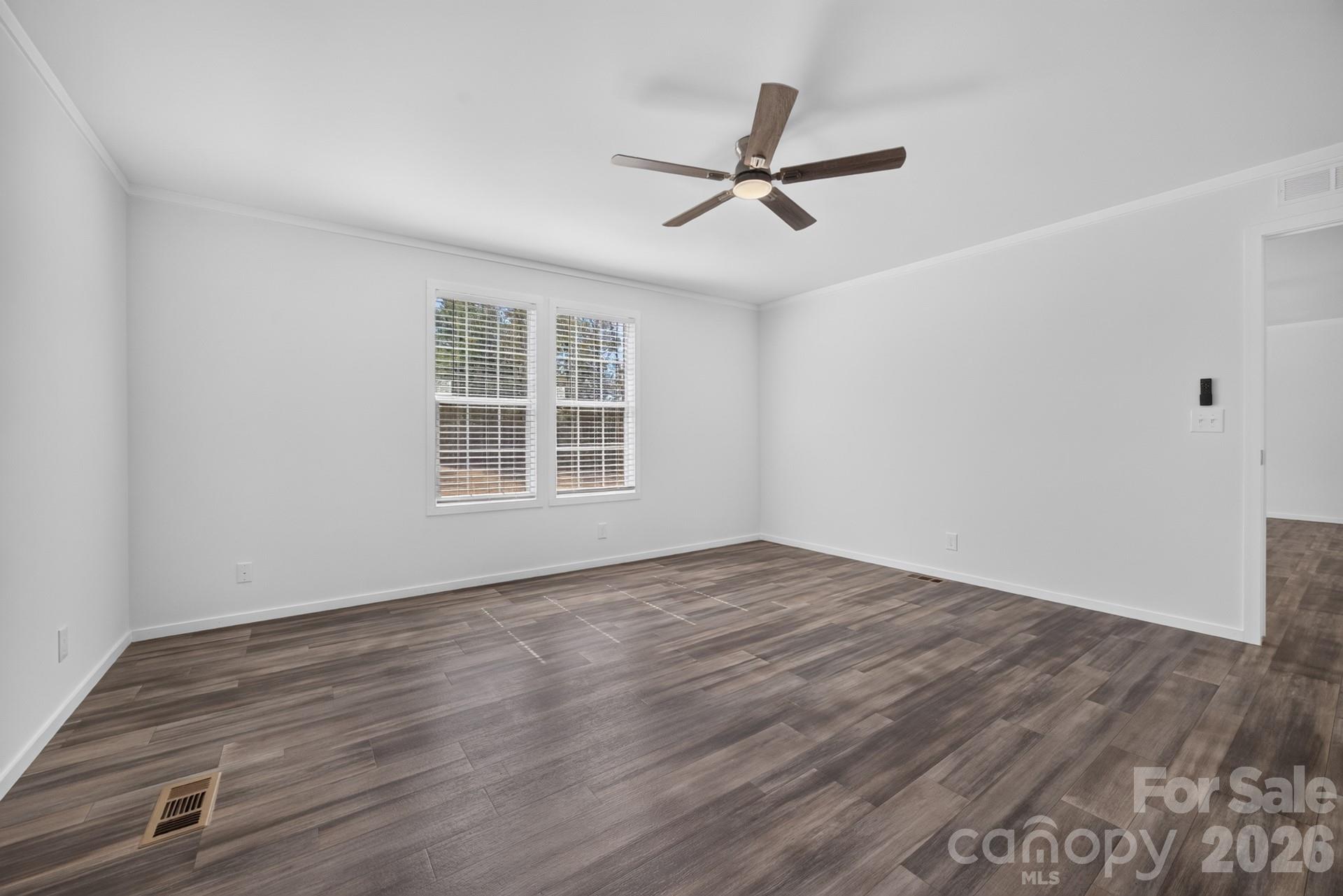 Single Family Residence at 180 Christophers Court, Lexington, photo 20 of 40