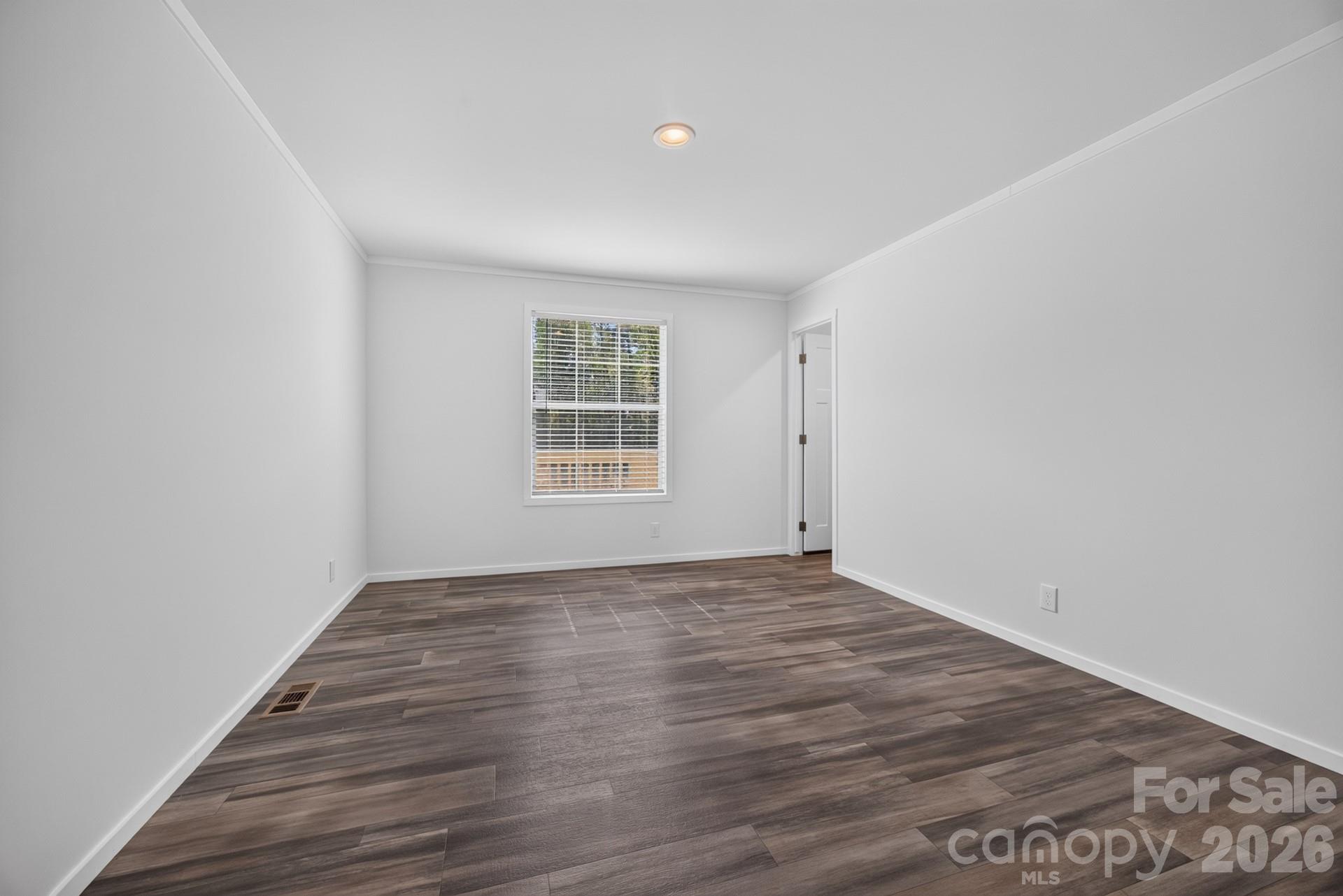 Single Family Residence at 180 Christophers Court, Lexington, photo 26 of 40