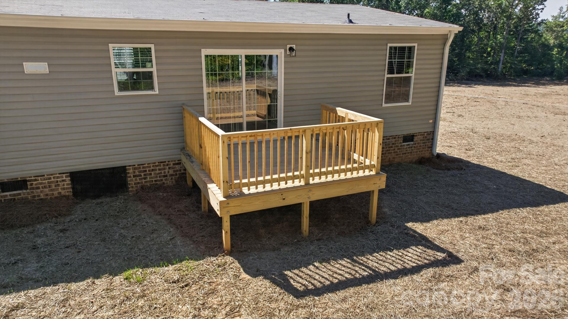 Single Family Residence at 180 Christophers Court, Lexington, photo 37 of 40