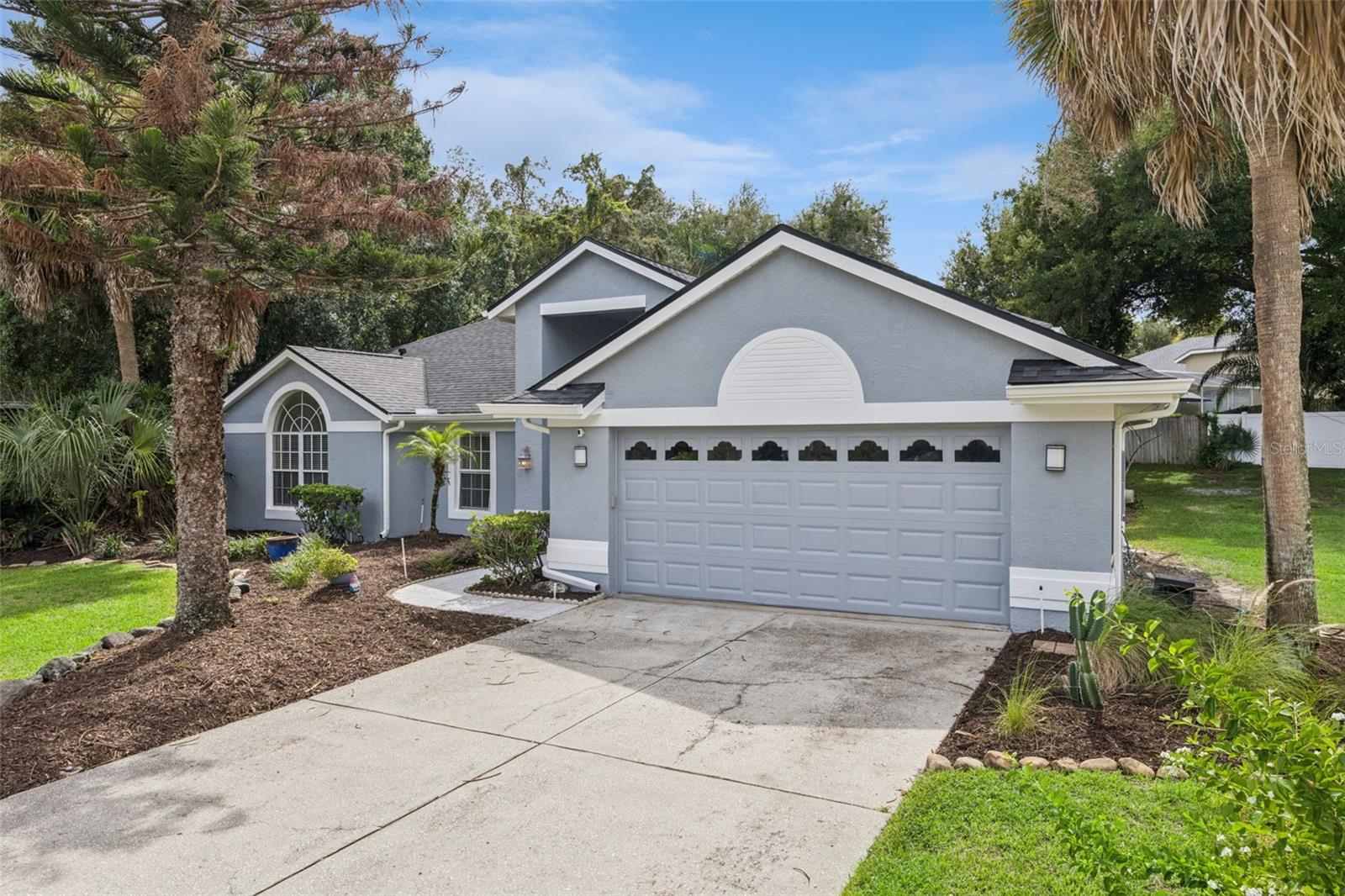 Single Family Residence at 7830 BRIDGESTONE DR, ORLANDO, photo 2 of 51