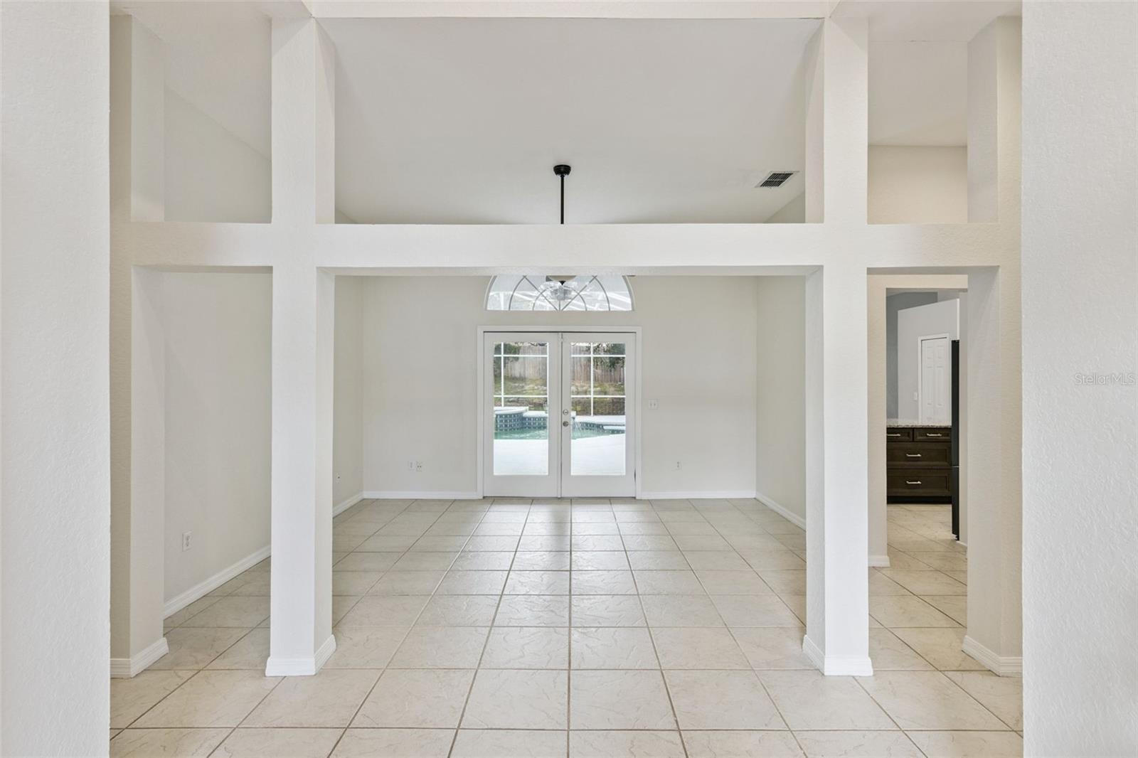 Single Family Residence at 7830 BRIDGESTONE DR, ORLANDO, photo 7 of 51