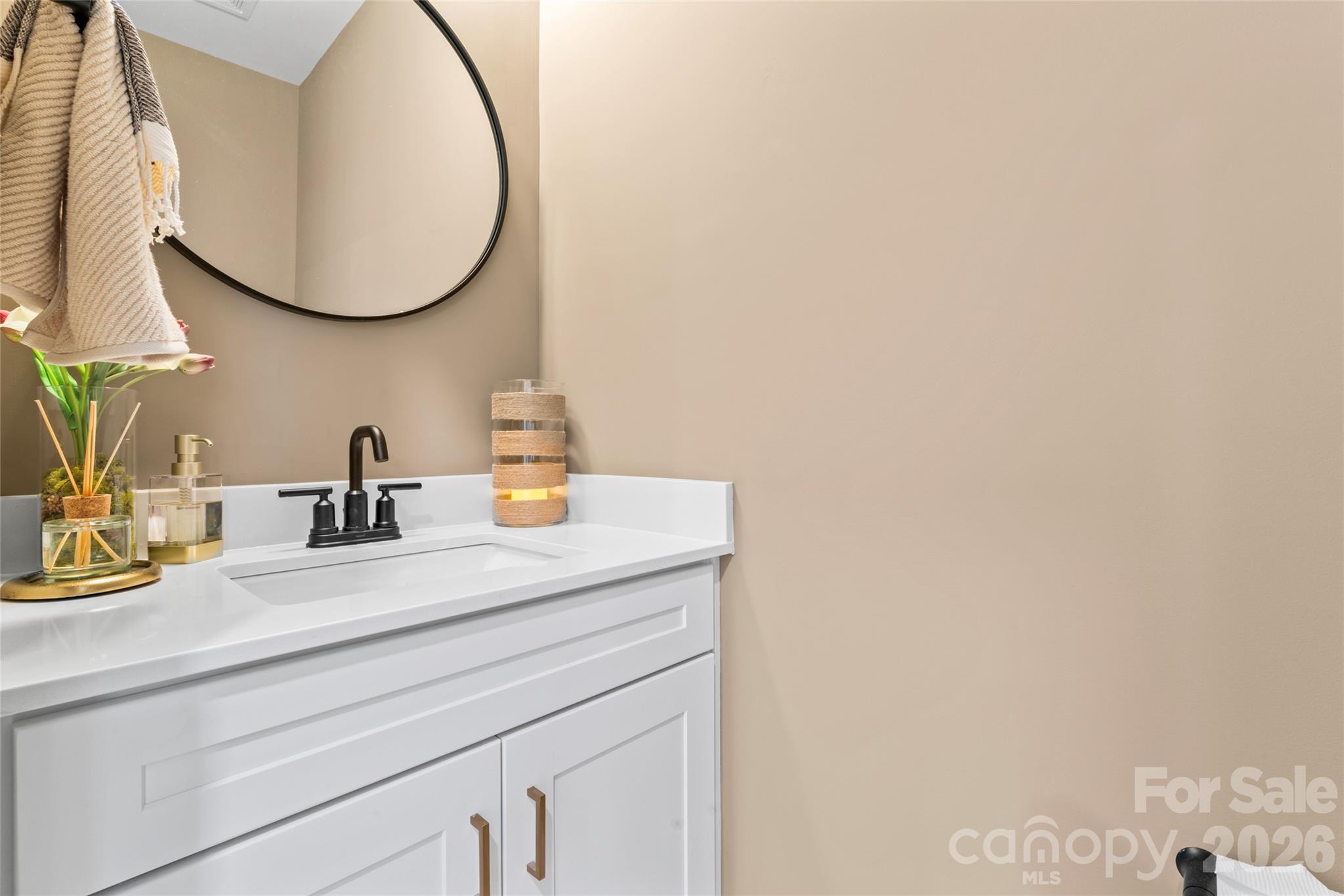 Townhouse at 309 Videri Alley, Huntersville, photo 17 of 19