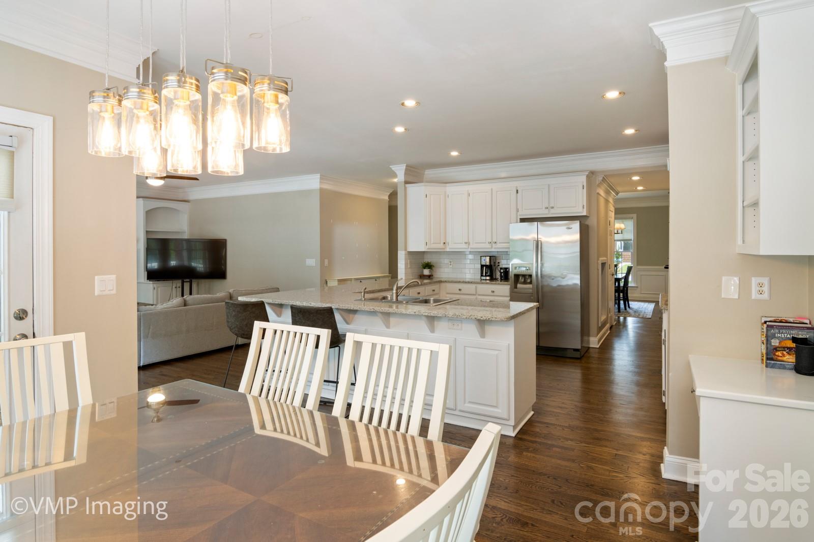 Single Family Residence at 20107 N Cove Road, Cornelius, photo 17 of 46