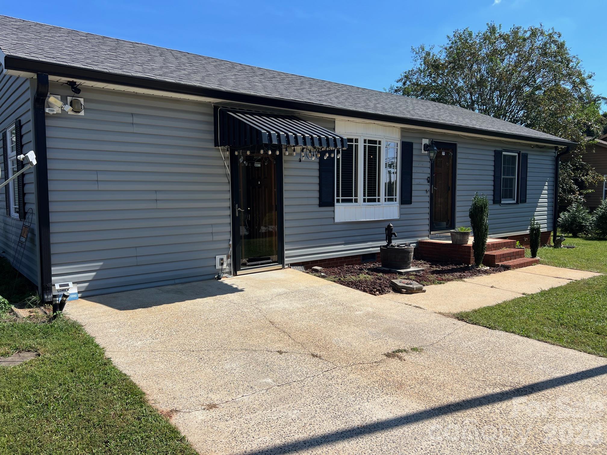 Single Family Residence at 4146 Startown Road, Newton, photo 2 of 20