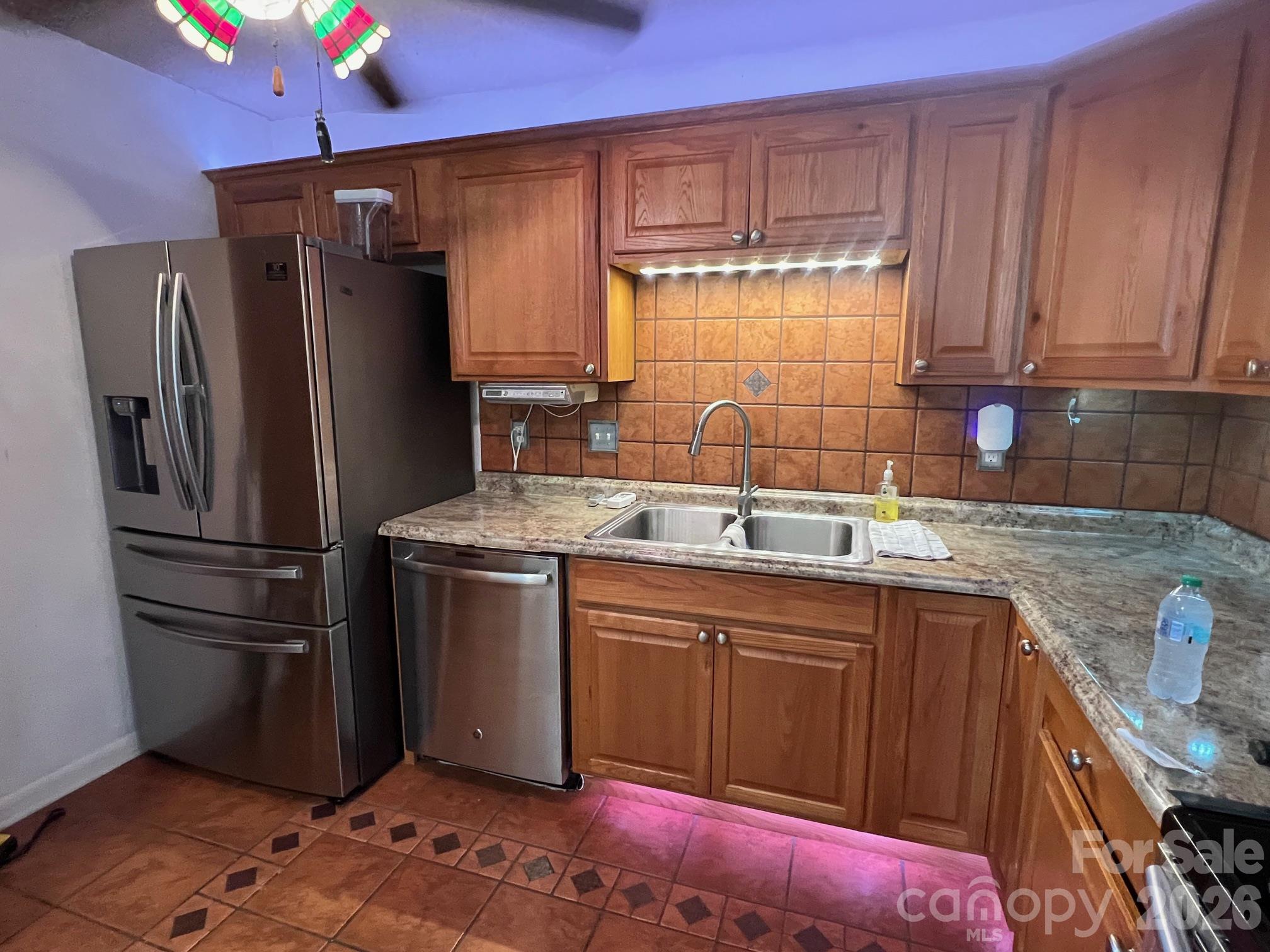 Kitchen - 4146 Startown Road, Newton