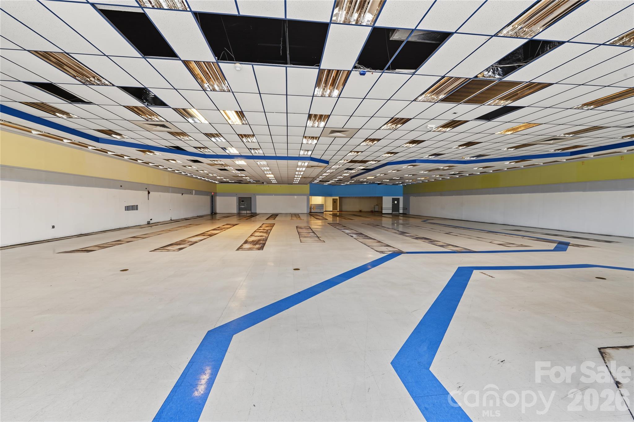 Retail at 110 W Garrison Boulevard, Gastonia, photo 13 of 29