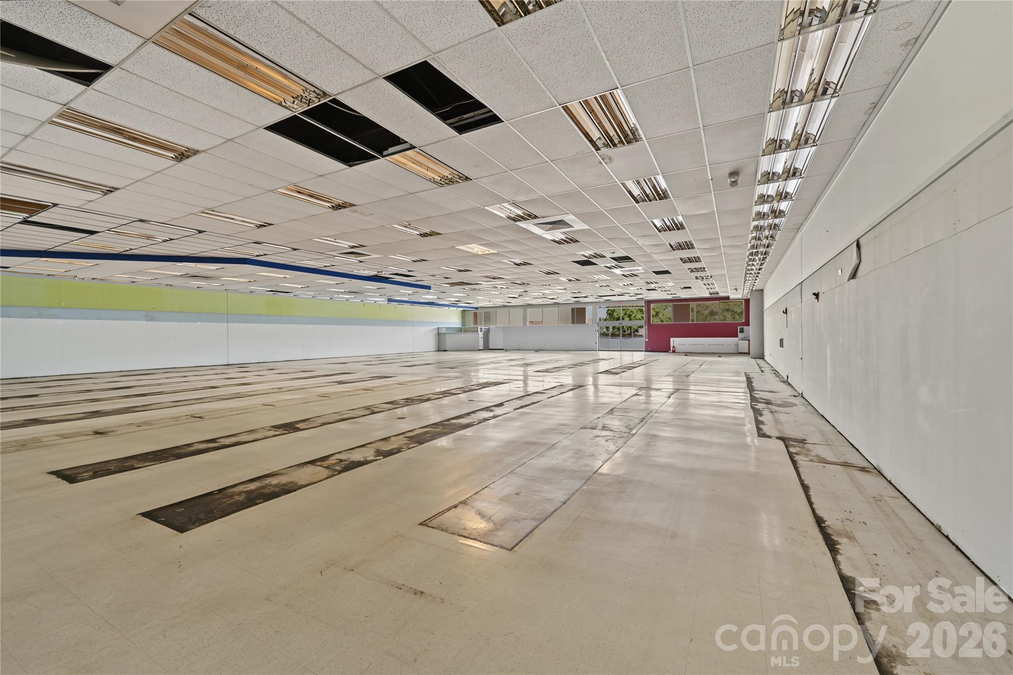 Retail at 110 W Garrison Boulevard, Gastonia, photo 19 of 29