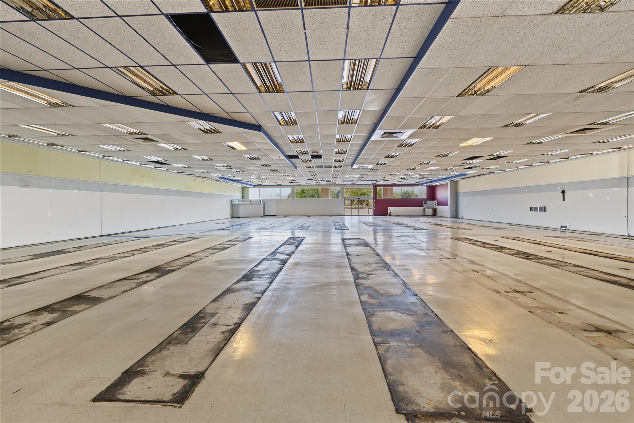 Retail at 110 W Garrison Boulevard, Gastonia, photo 20 of 29